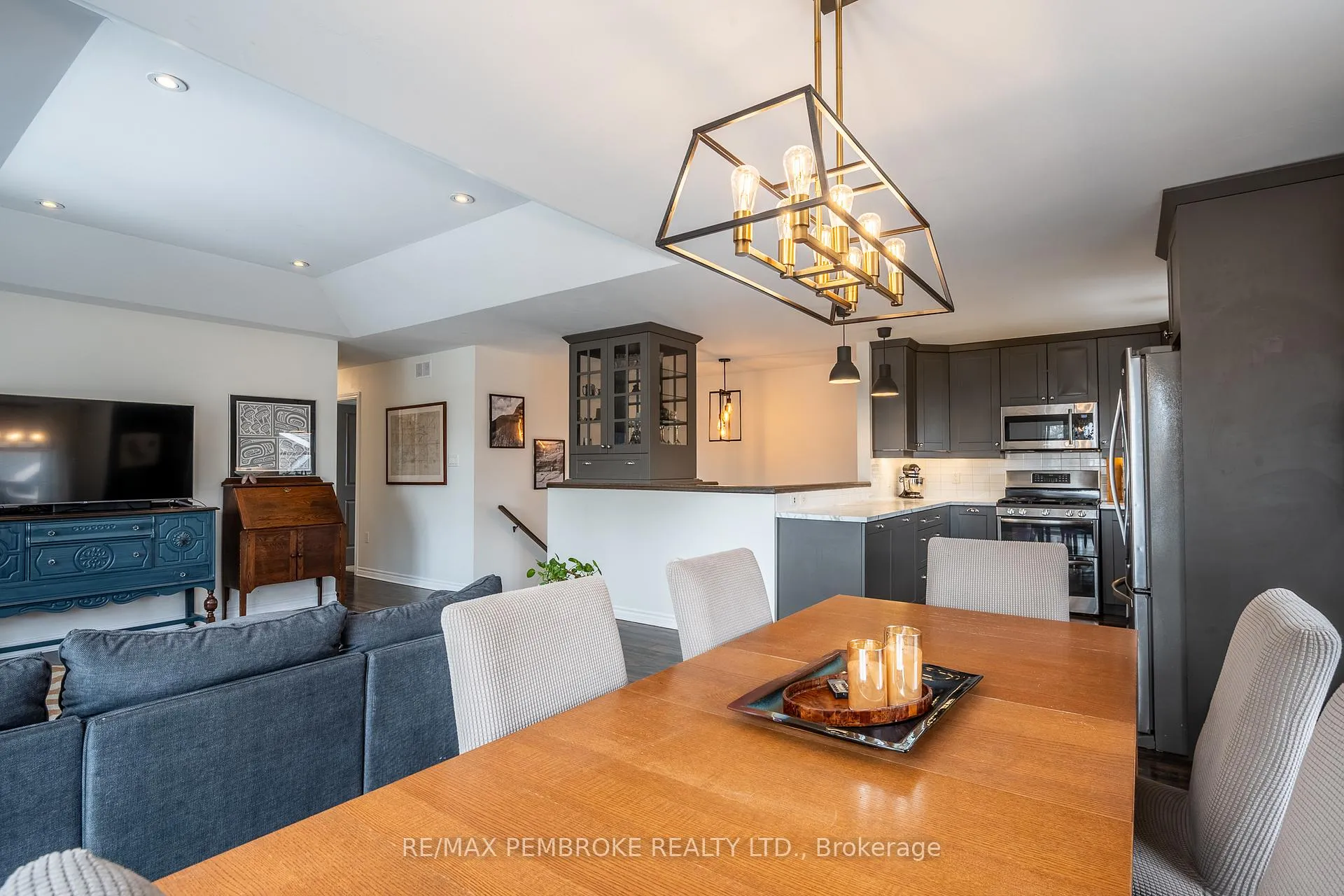 Photo 15 of 17 Dustin Drive, Petawawa — HOMEH