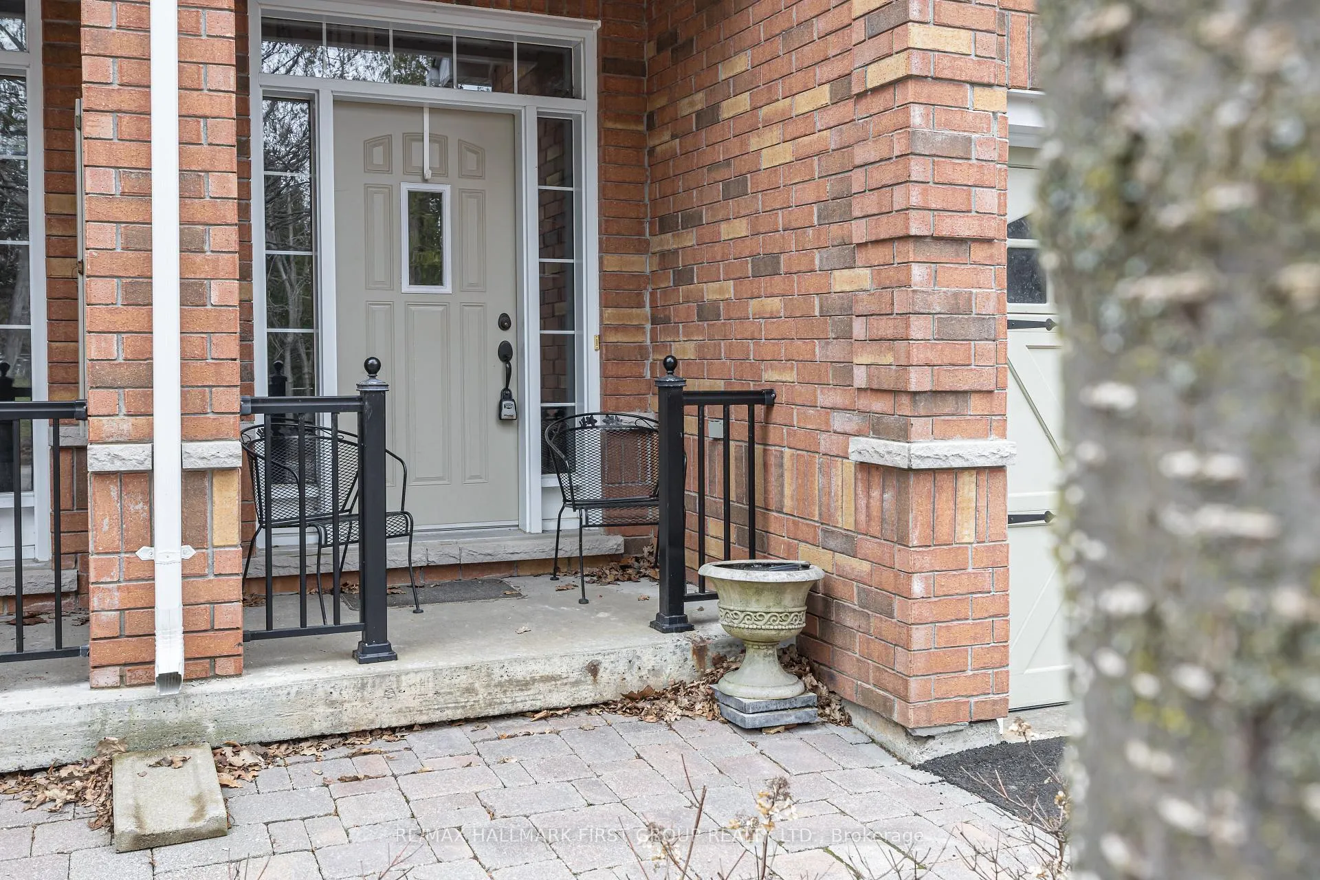 Photo 3 of Unit 101, 300 D'Arcy Street, Cobourg — HOMEH