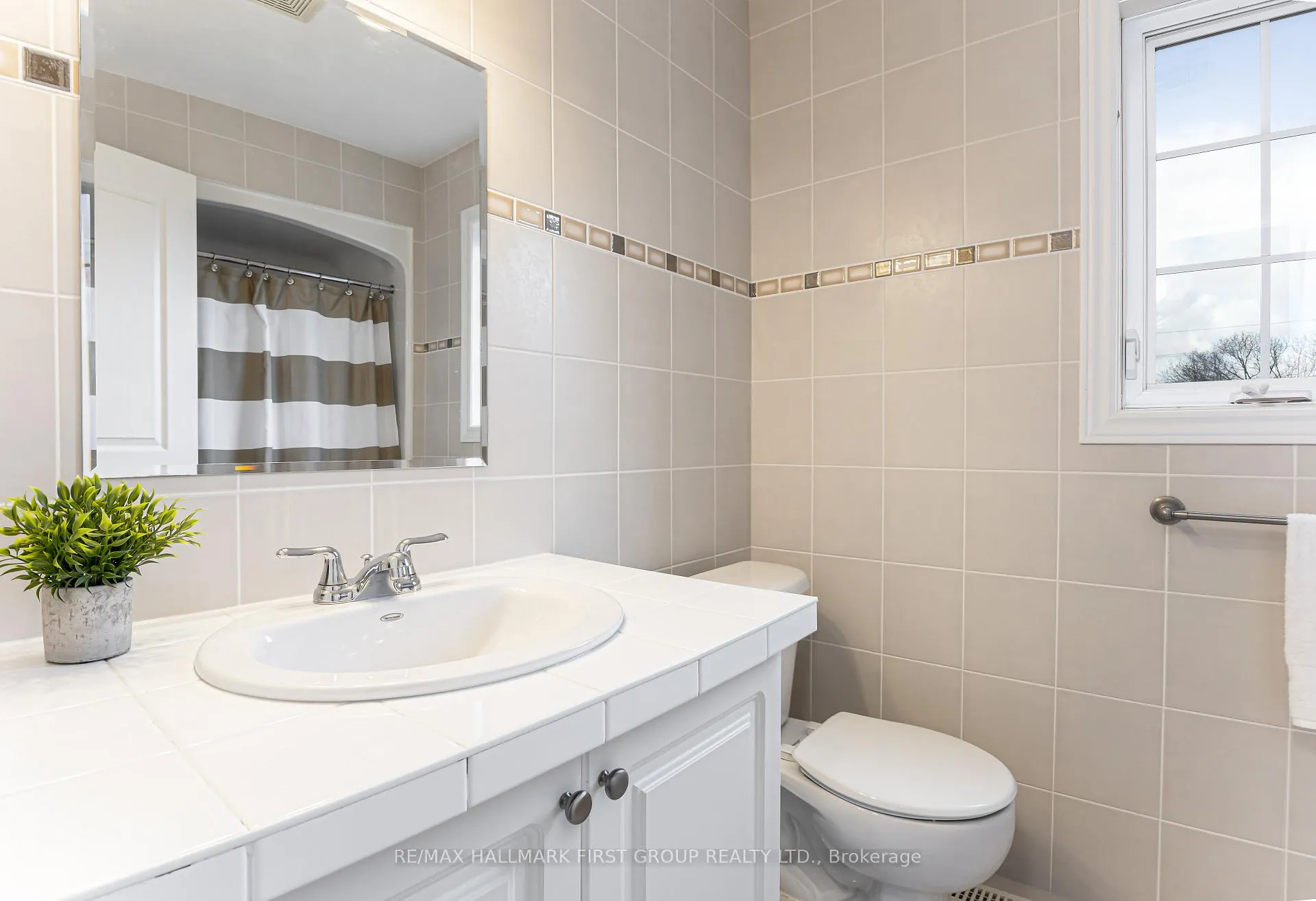 Photo 22 of Unit 101, 300 D'Arcy Street, Cobourg — HOMEH