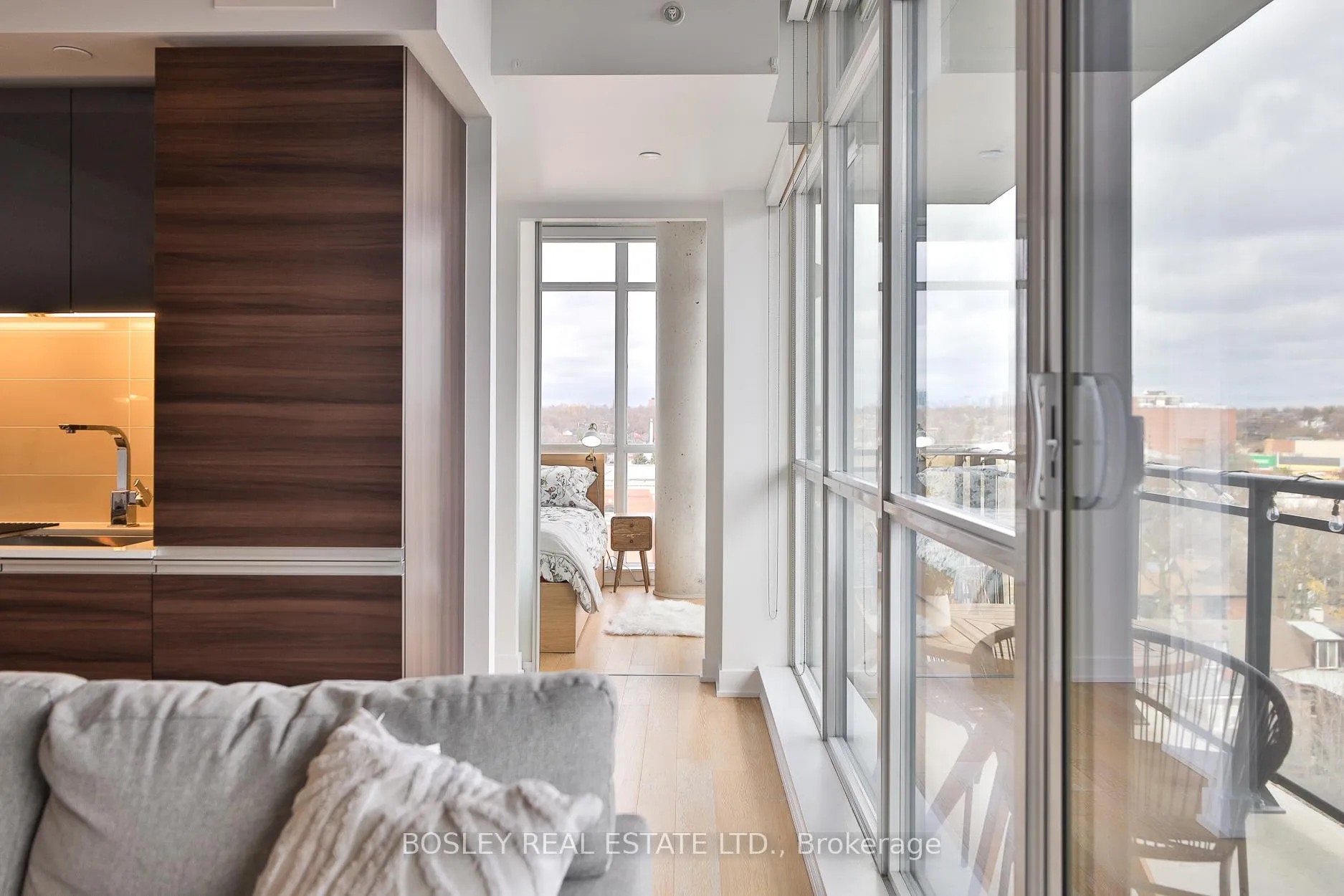 Photo 11 of Unit 925, 1190 Dundas Street E, Toronto, South Riverdale — HOMEH
