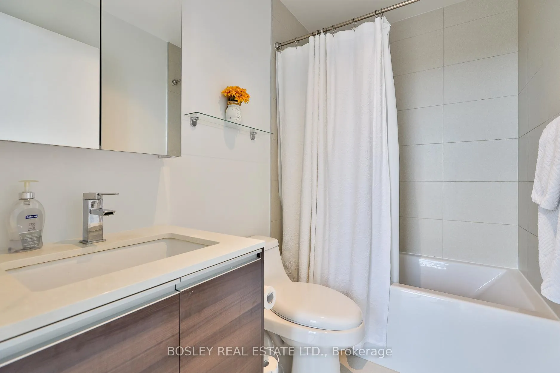 Photo 13 of Unit 925, 1190 Dundas Street E, Toronto, South Riverdale — HOMEH