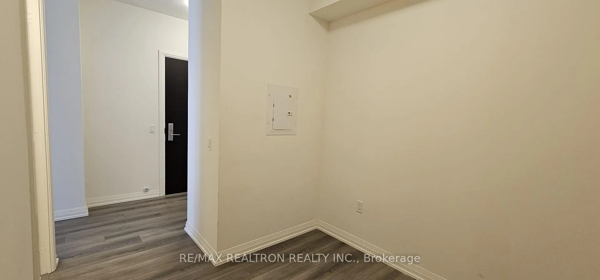 Photo 5 of Unit 1020, 9000 Jane Street, Vaughan, Concord — HOMEH
