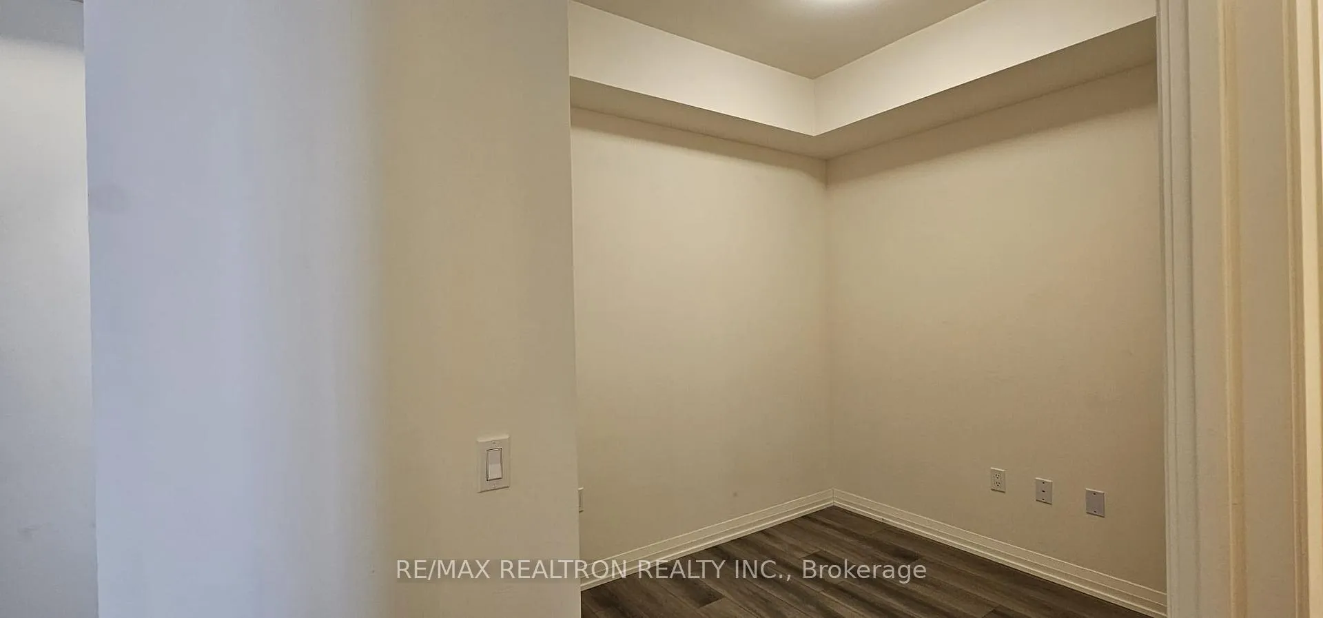 Photo 6 of Unit 1020, 9000 Jane Street, Vaughan, Concord — HOMEH
