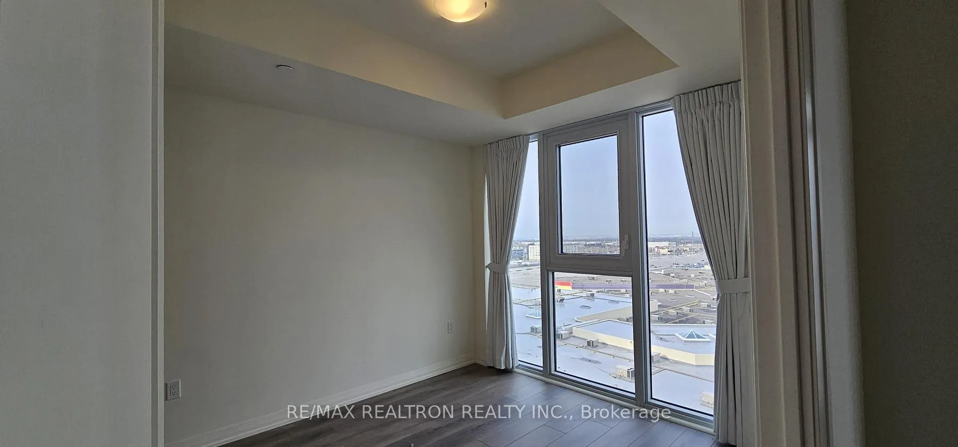 Photo 16 of Unit 1020, 9000 Jane Street, Vaughan, Concord — HOMEH