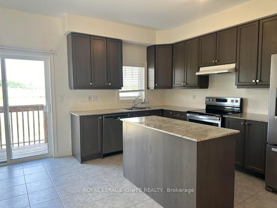 Photo 7 of 3850 Tufgar Crescent, Burlington, Alton — HOMEH