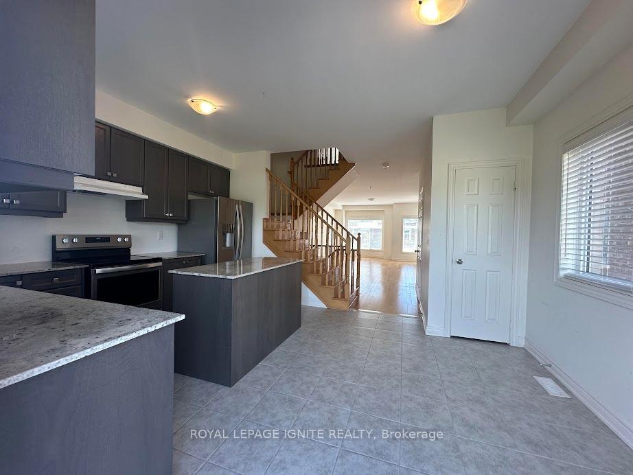 Photo 8 of 3850 Tufgar Crescent, Burlington, Alton — HOMEH
