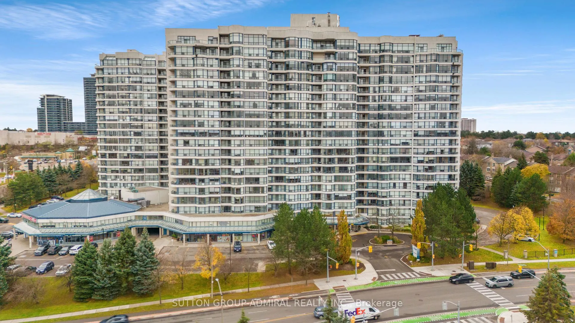 Front of Unit 410, 1 Clark Avenue W