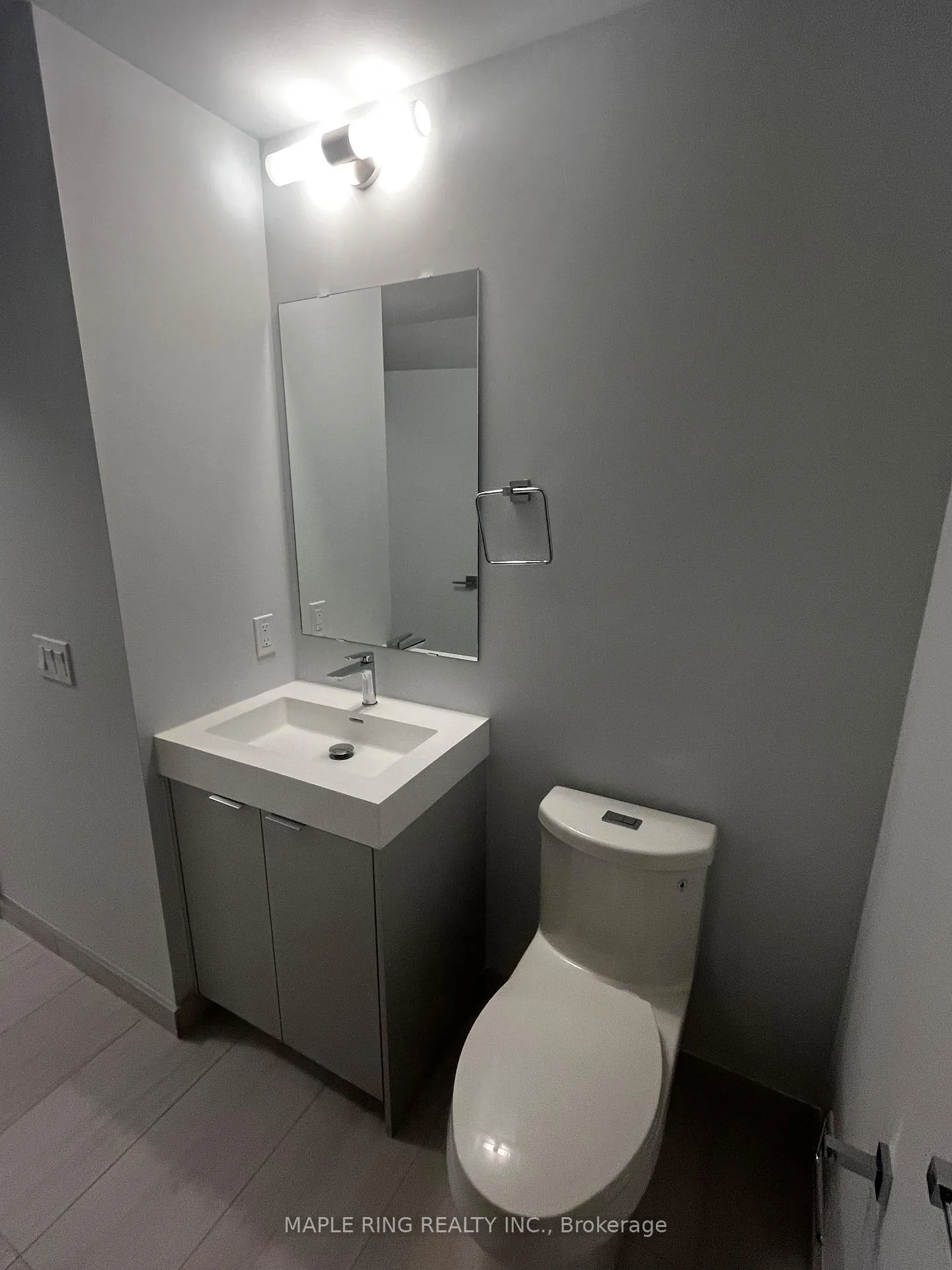 Photo 8 of Unit 1308, 2920 Hwy 7, Vaughan, Vaughan Corporate Centre — HOMEH