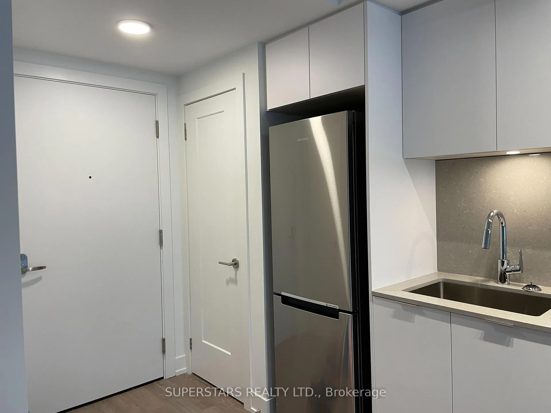 Photo 3 of Unit 505, 9 Clegg Road, Markham, Unionville — HOMEH