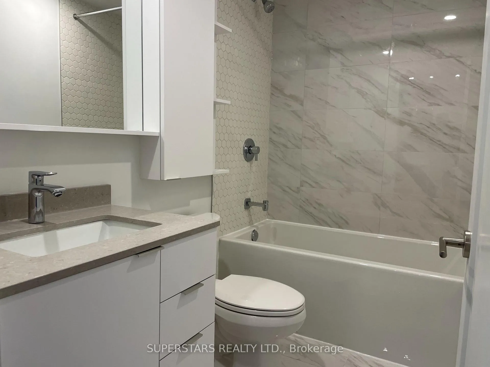 Photo 5 of Unit 505, 9 Clegg Road, Markham, Unionville — HOMEH