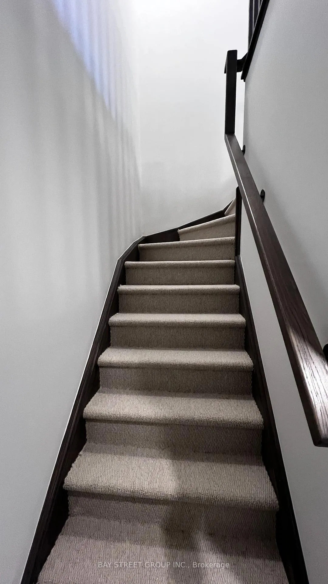 Photo 8 of Unit TH 355, 100 Honeycrisp Crescent, Vaughan, Vaughan Corporate Centre — HOMEH