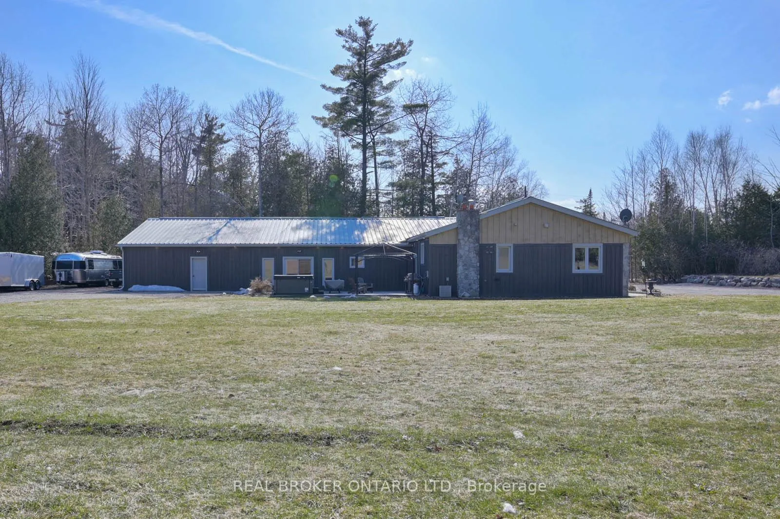 Photo 1 of 4589 Watson Road N, Puslinch, Rural Puslinch East — HOMEH