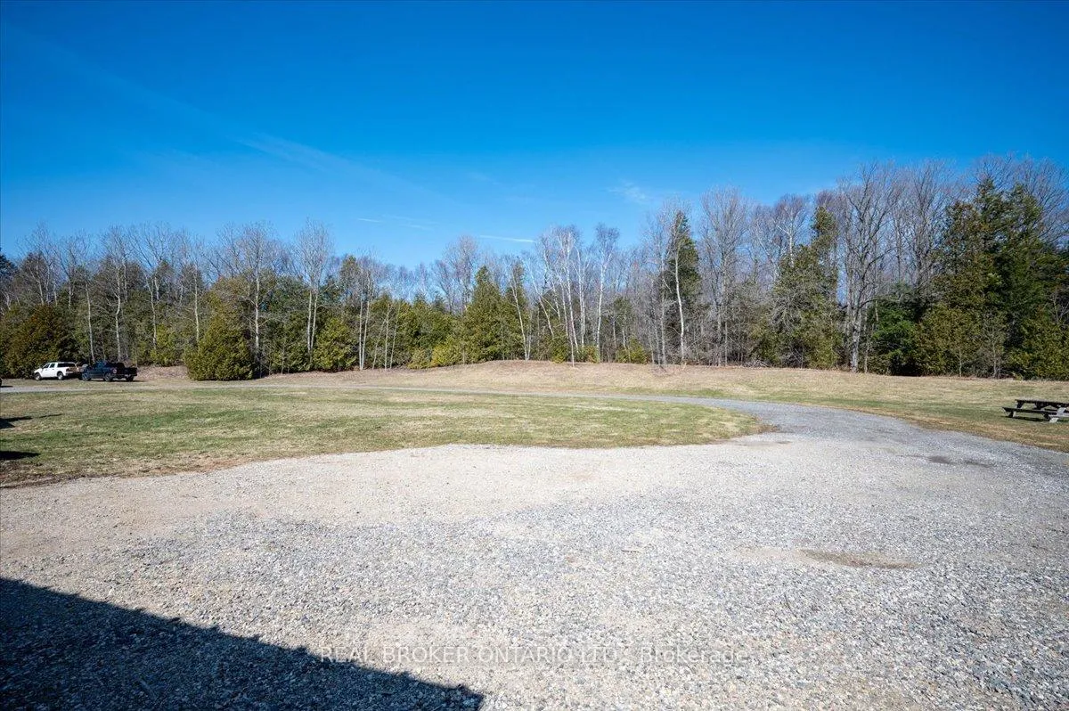 Photo 43 of 4589 Watson Road N, Puslinch, Rural Puslinch East — HOMEH