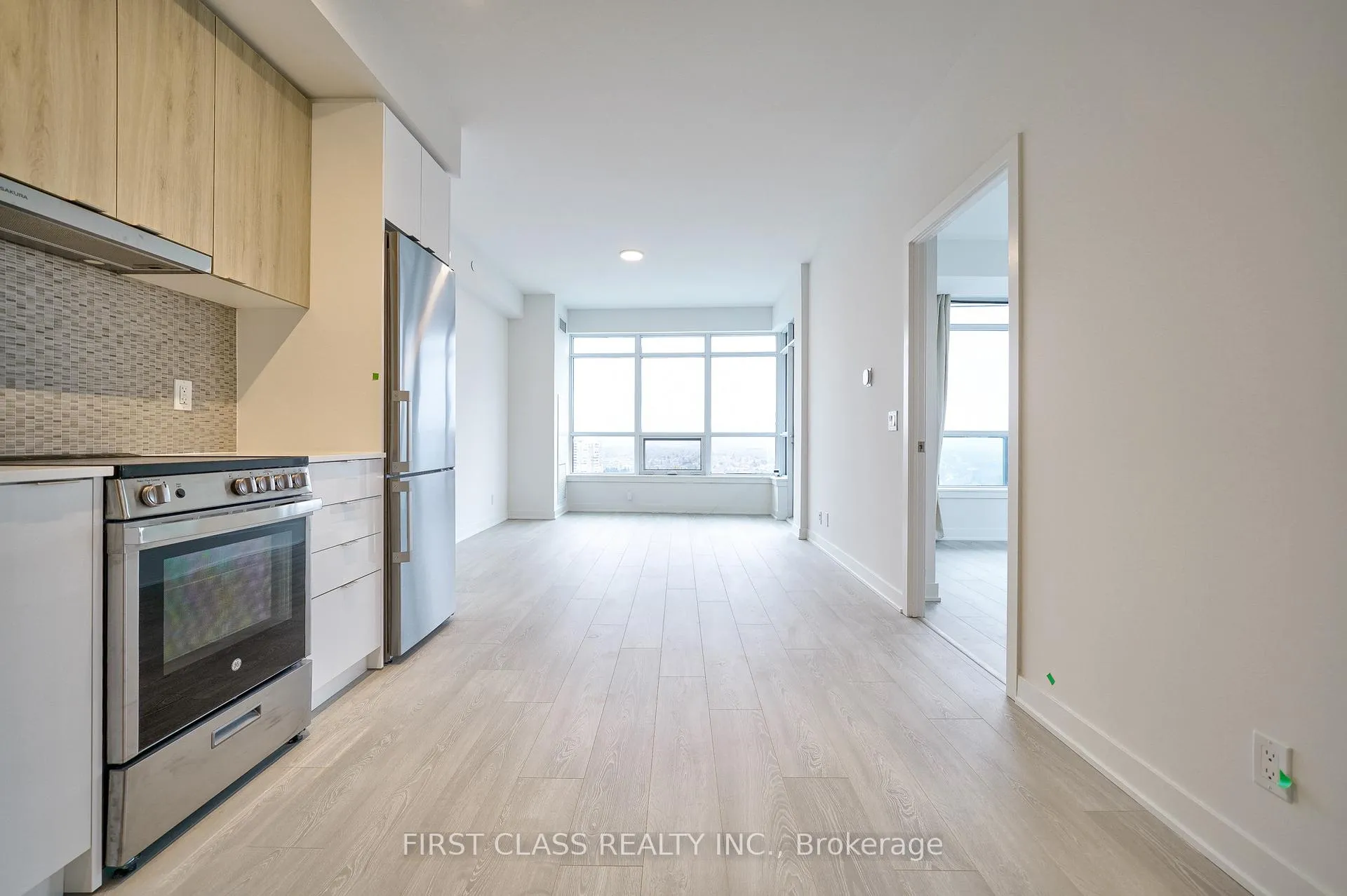 Photo 7 of Unit 1811B, 50 Upper Mall Way, Vaughan, Brownridge — HOMEH