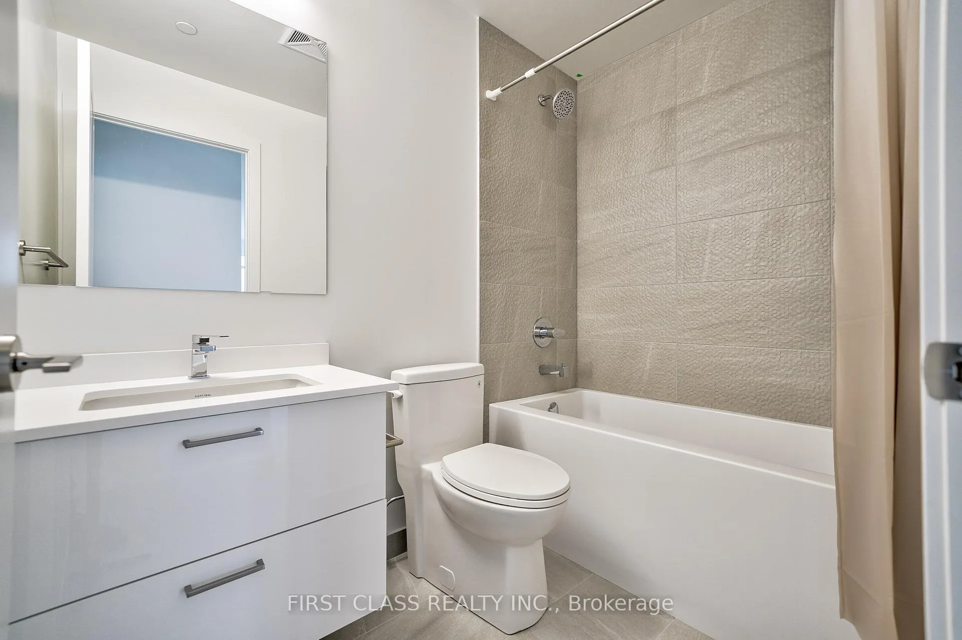 Photo 15 of Unit 1811B, 50 Upper Mall Way, Vaughan, Brownridge — HOMEH