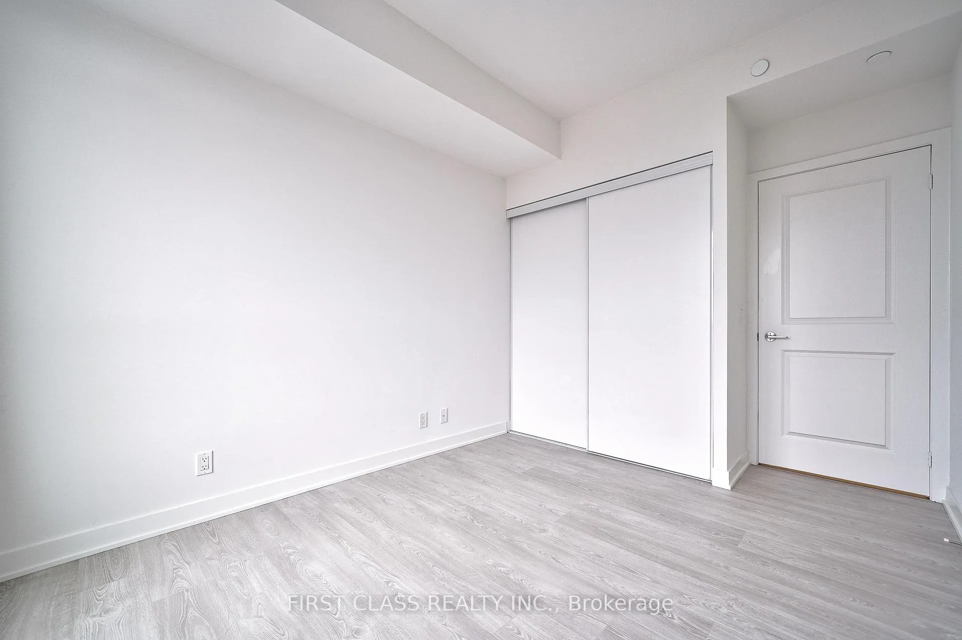 Photo 19 of Unit 1811B, 50 Upper Mall Way, Vaughan, Brownridge — HOMEH