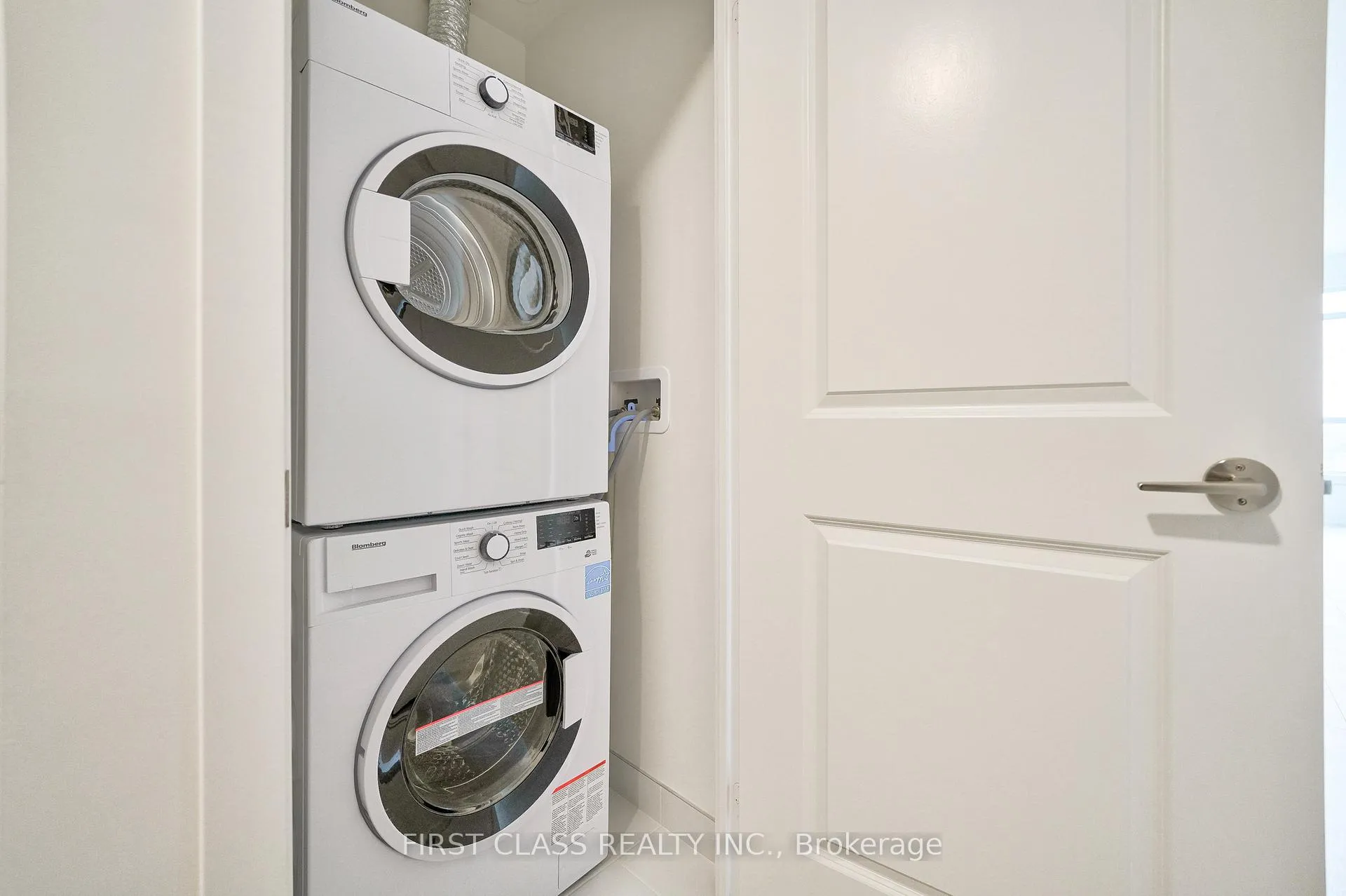 Photo 27 of Unit 1811B, 50 Upper Mall Way, Vaughan, Brownridge — HOMEH