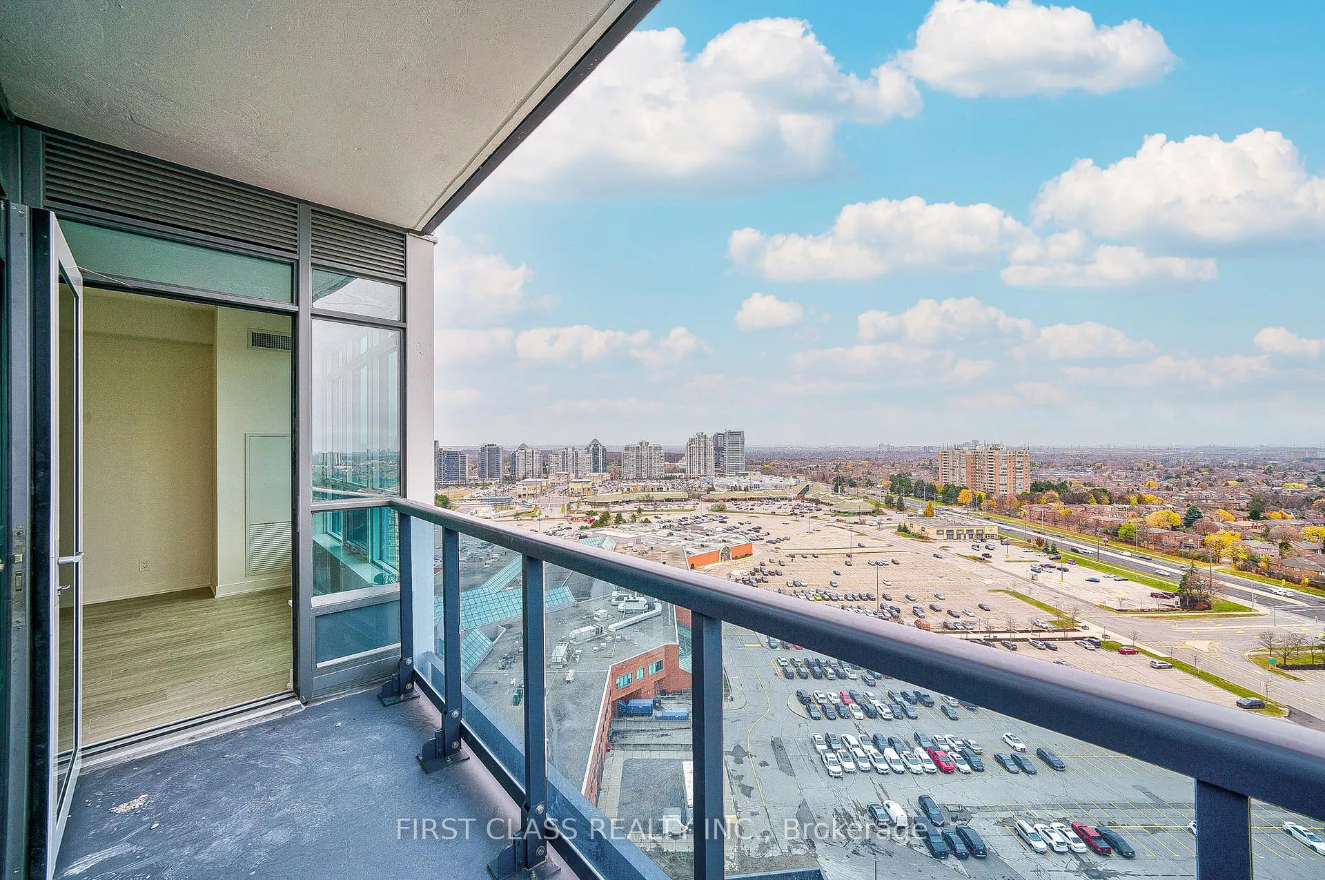 Photo 31 of Unit 1811B, 50 Upper Mall Way, Vaughan, Brownridge — HOMEH