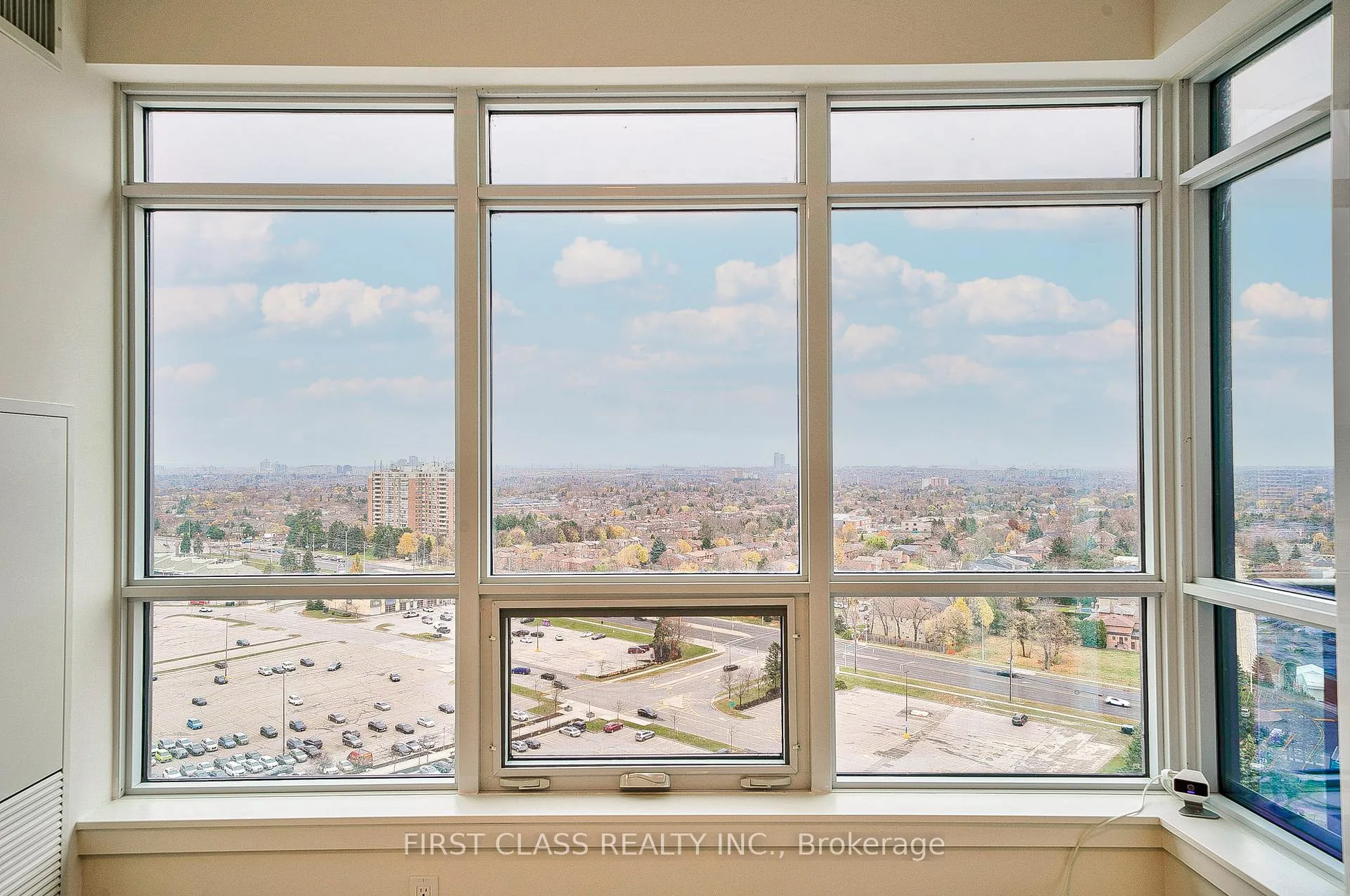 Photo 33 of Unit 1811B, 50 Upper Mall Way, Vaughan, Brownridge — HOMEH