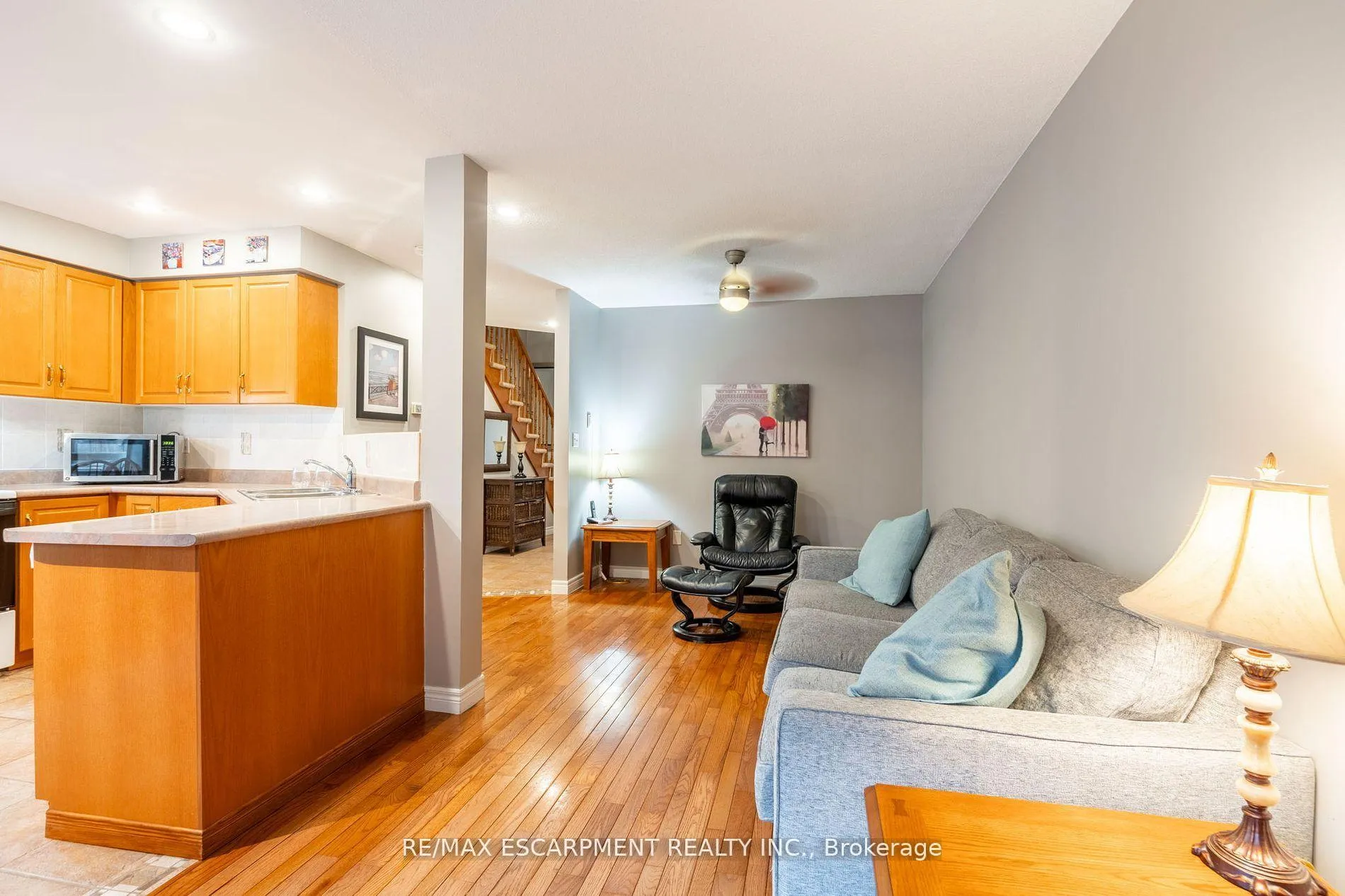 Photo 10 of Unit 31, 10 Cadham Boulevard, Hamilton, Broughton — HOMEH
