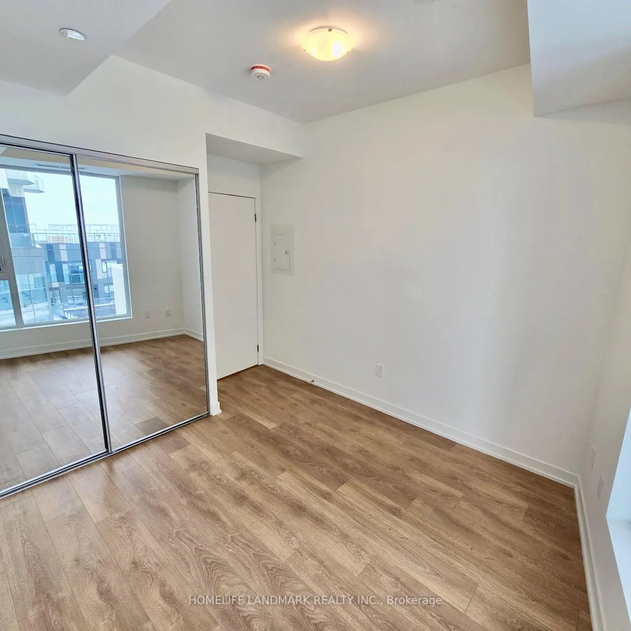 Photo 12 of Unit 525, 498 Caldari Road, Vaughan, Concord — HOMEH