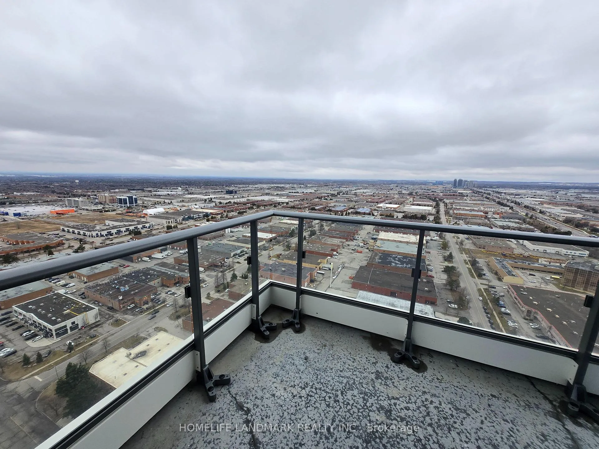 Photo 2 of Unit 3512, 950 Portage Parkway, Vaughan, Vaughan Corporate Centre — HOMEH