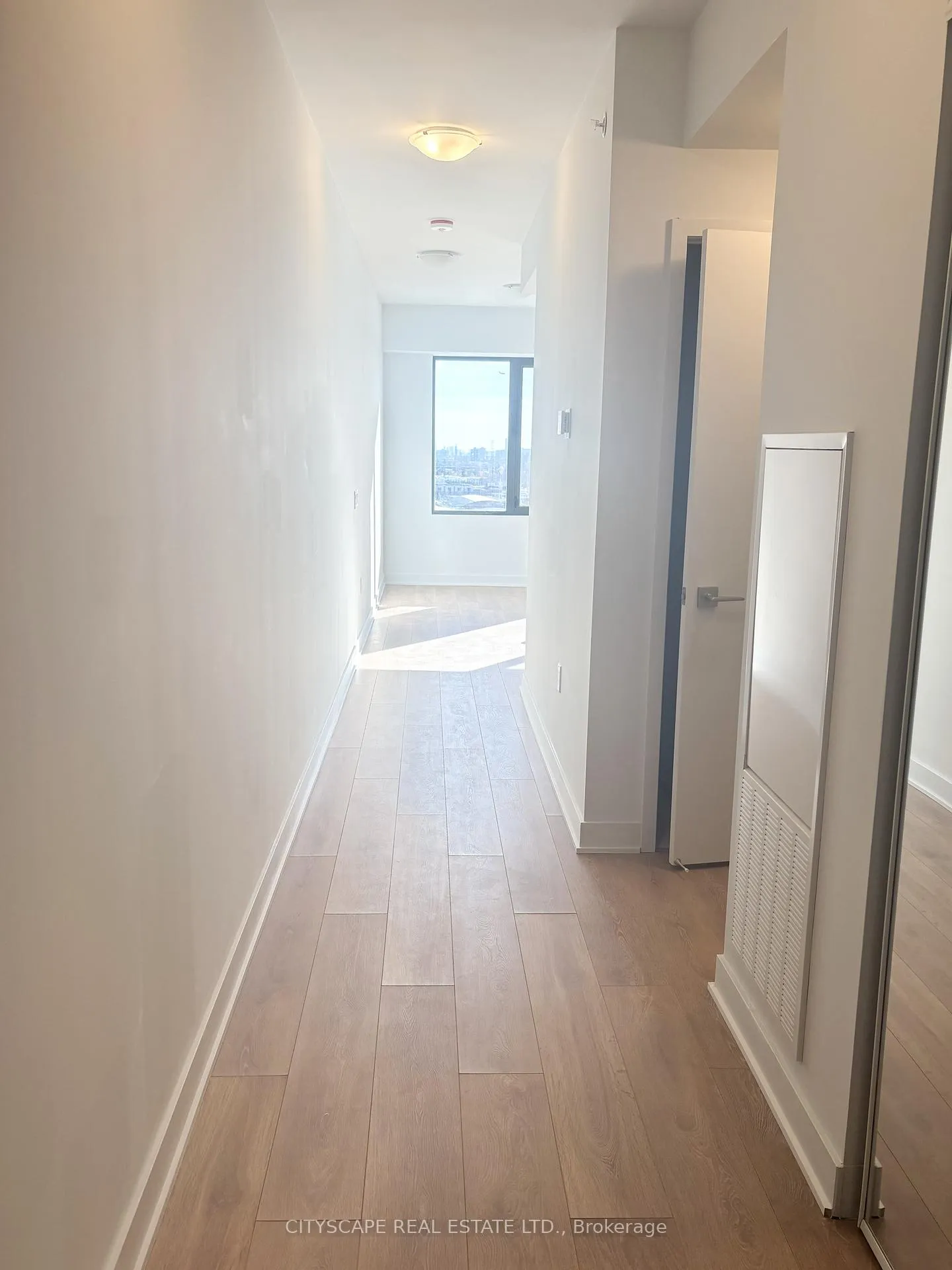 Photo 4 of Unit 1208, 2920 Highway 7 S, Vaughan, Concord — HOMEH