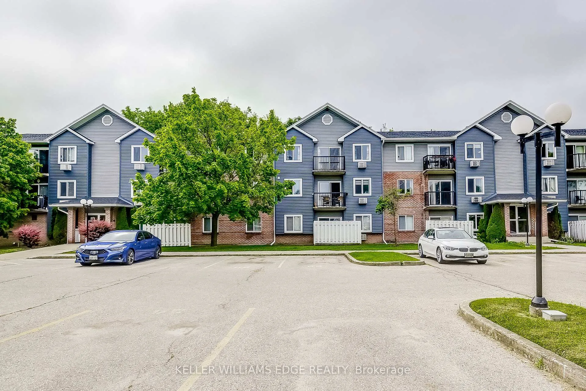 Front of Unit 306, 271 Eiwo Court