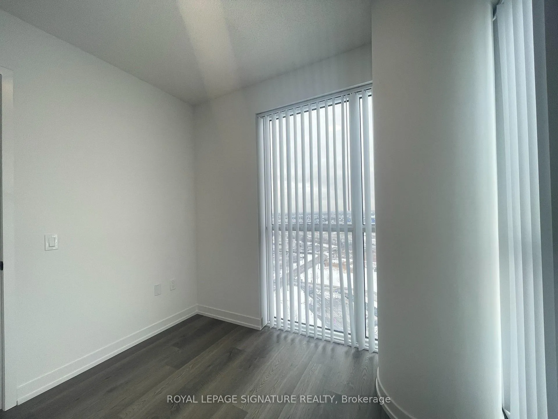 Photo 7 of Unit 1611, 195 Commerce Street, Vaughan, Vaughan Corporate Centre — HOMEH