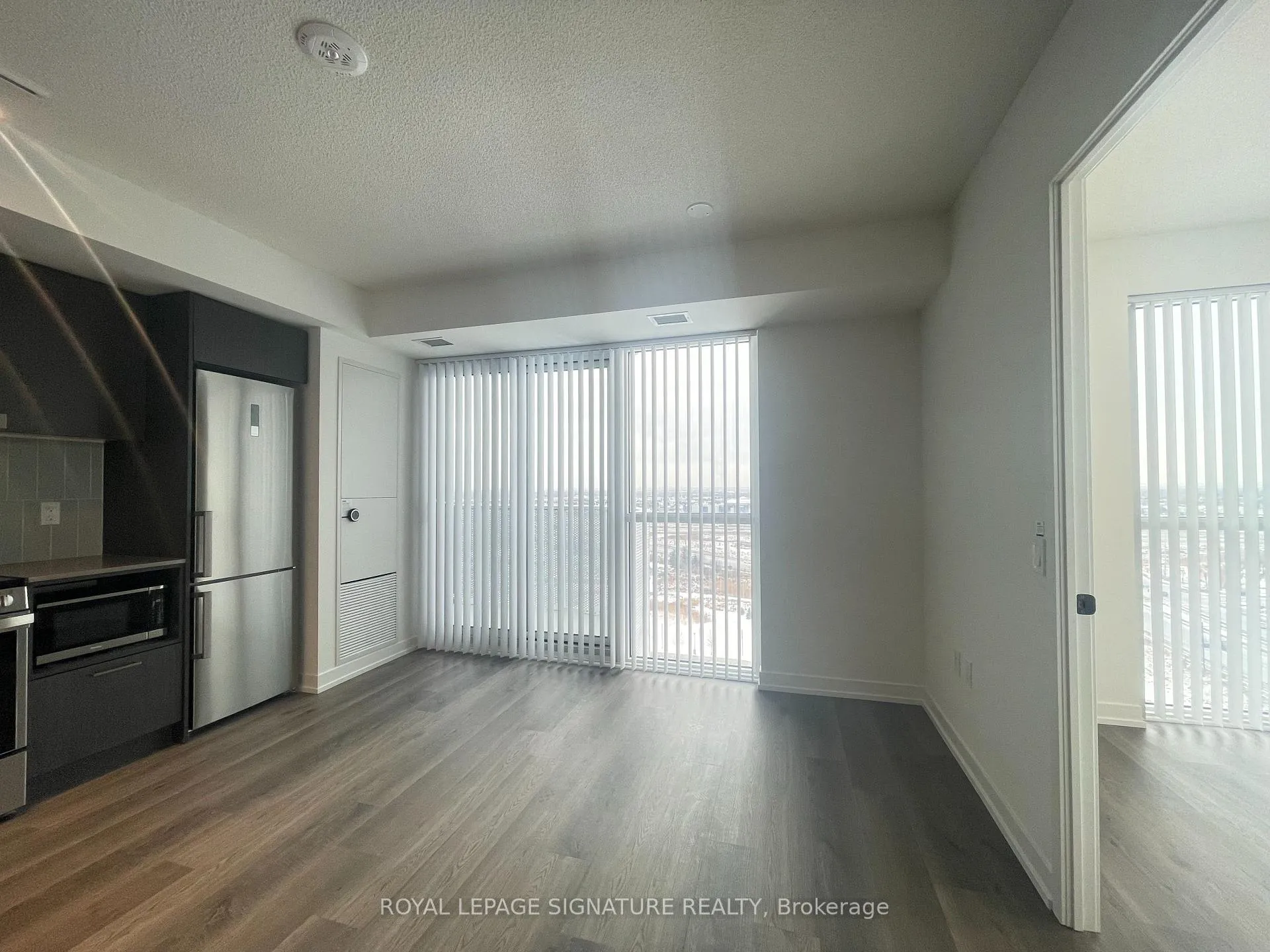 Photo 11 of Unit 1611, 195 Commerce Street, Vaughan, Vaughan Corporate Centre — HOMEH