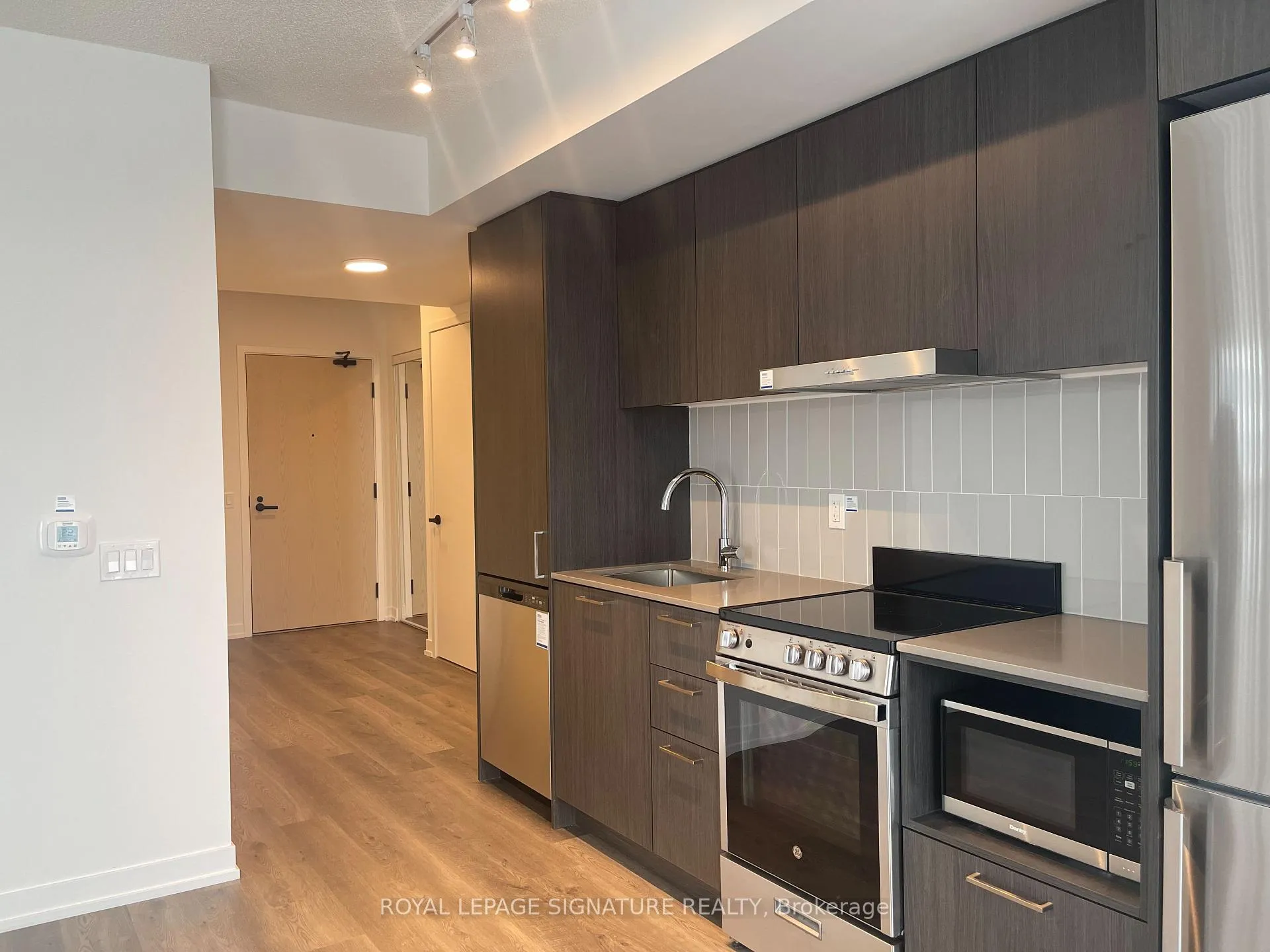 Photo 13 of Unit 1611, 195 Commerce Street, Vaughan, Vaughan Corporate Centre — HOMEH