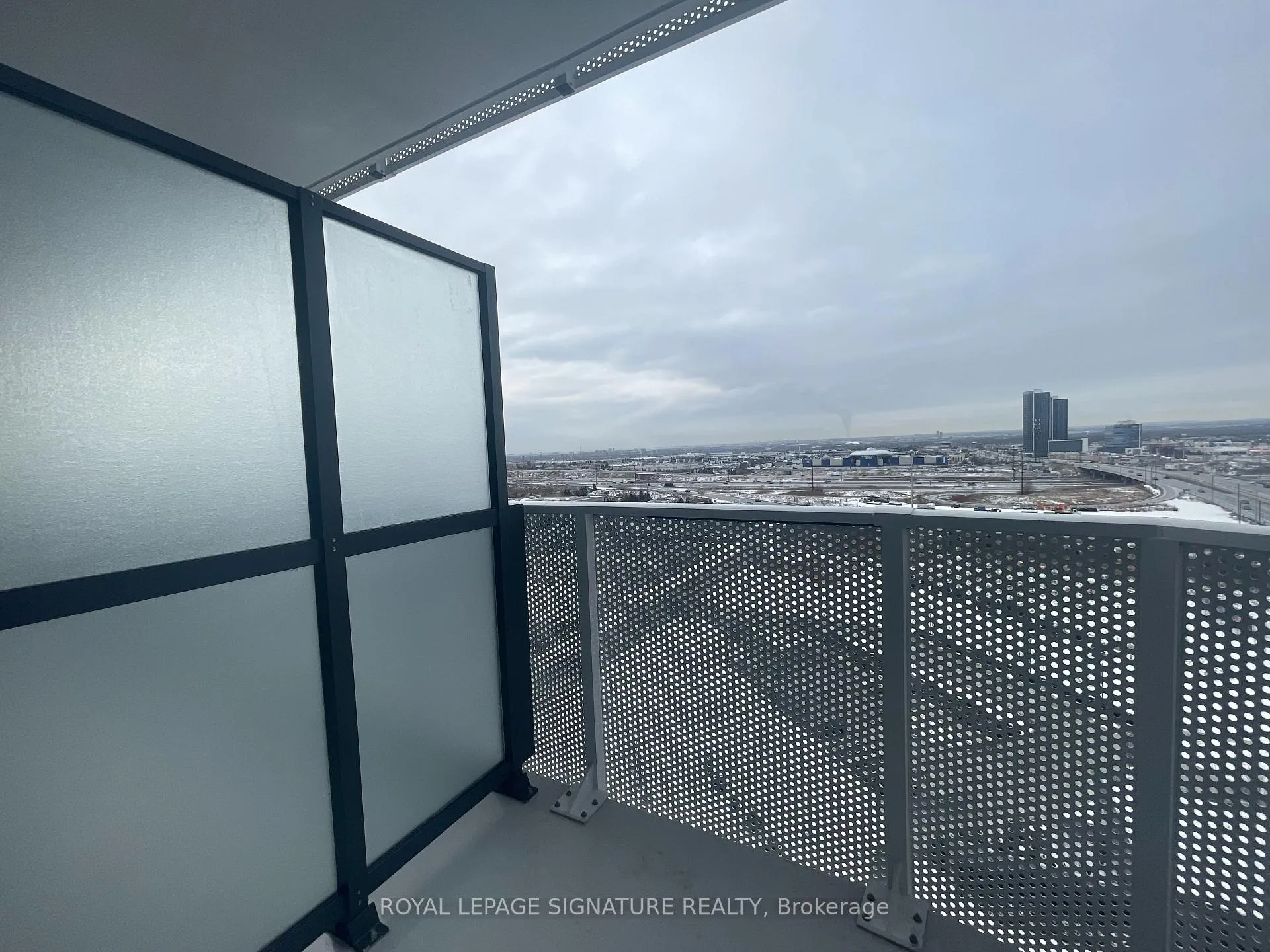 Photo 20 of Unit 1611, 195 Commerce Street, Vaughan, Vaughan Corporate Centre — HOMEH