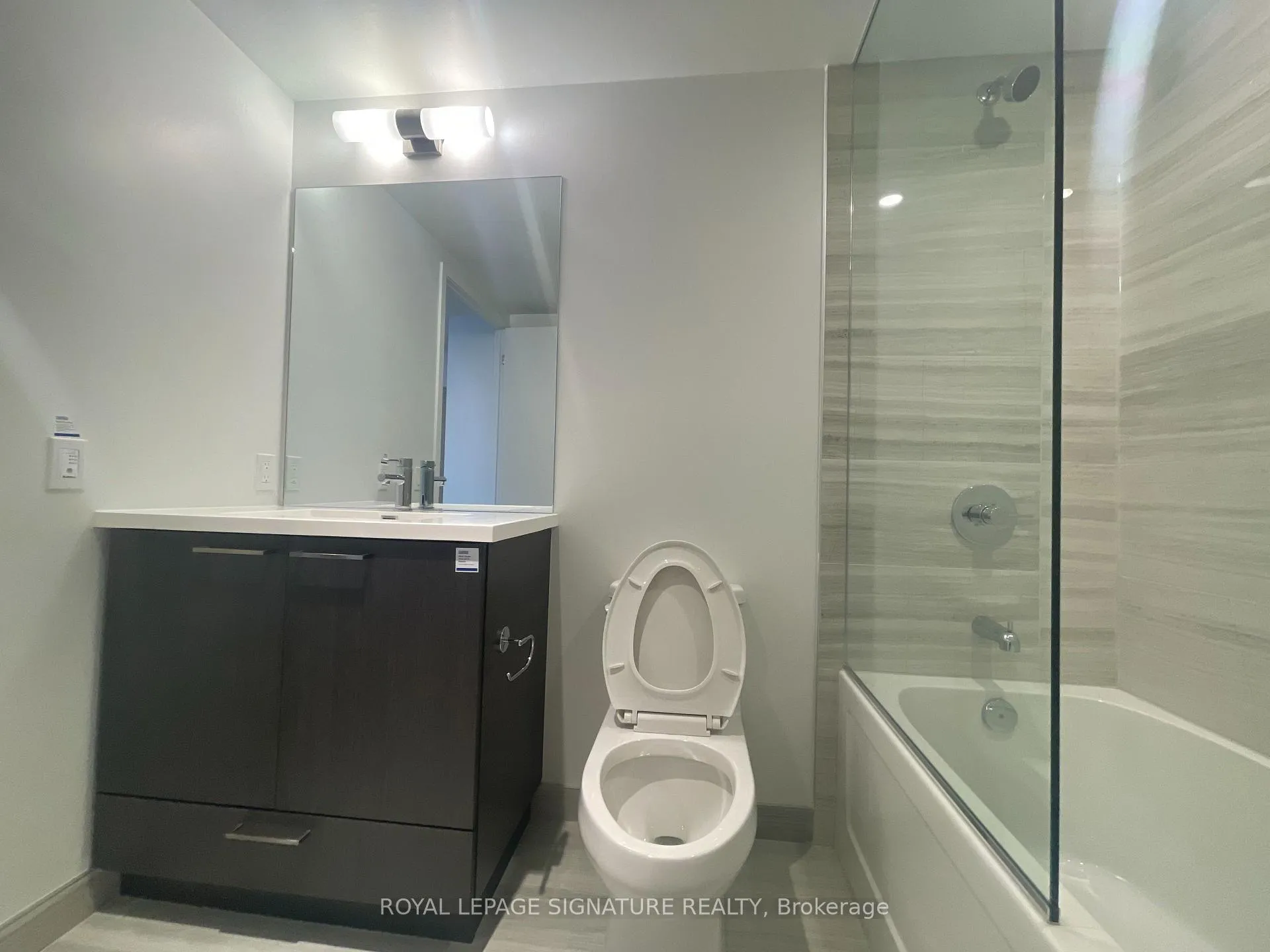 Photo 21 of Unit 1611, 195 Commerce Street, Vaughan, Vaughan Corporate Centre — HOMEH
