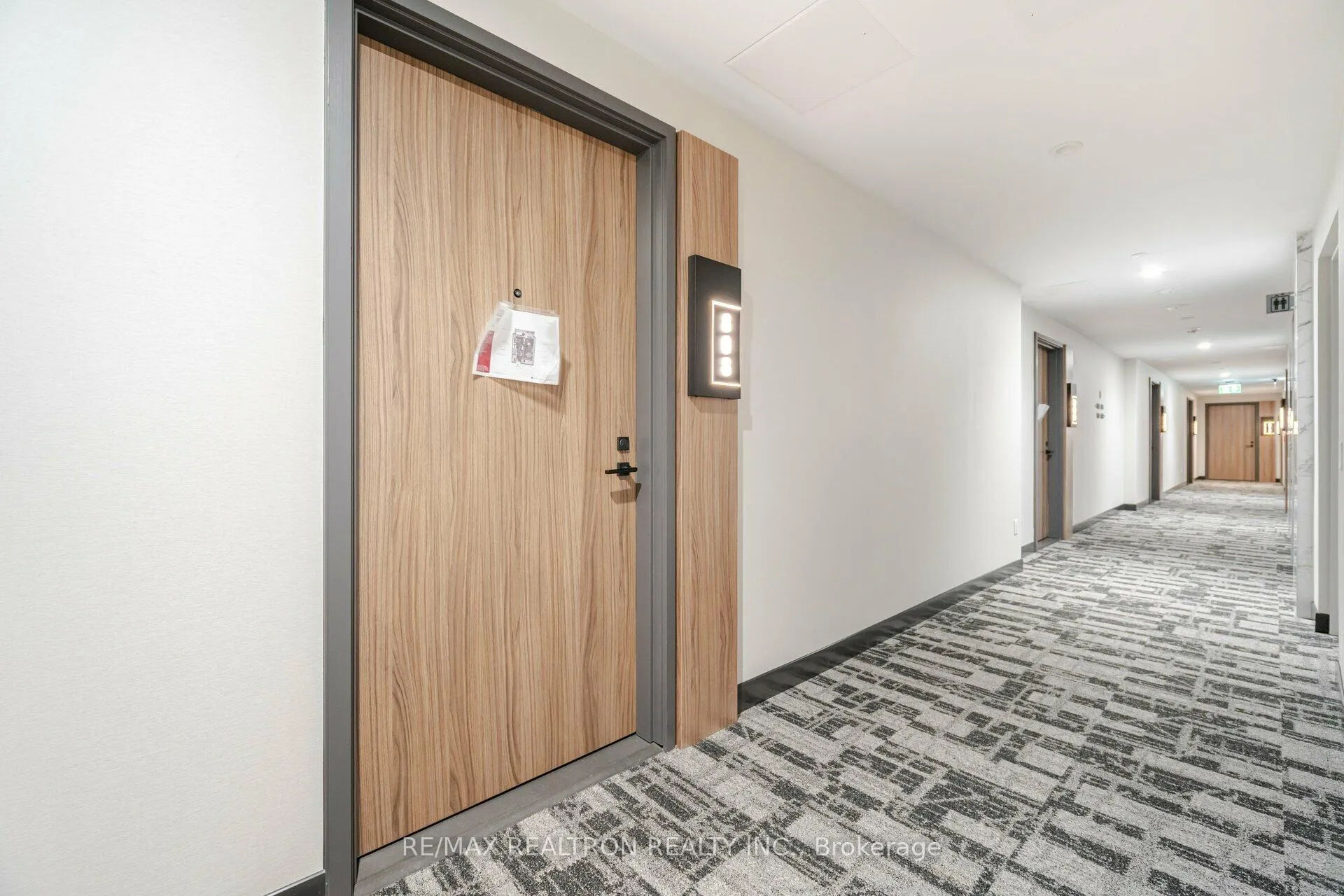 Photo 1 of Unit 809, 2525 Bathurst Street, Toronto, Forest Hill North — HOMEH