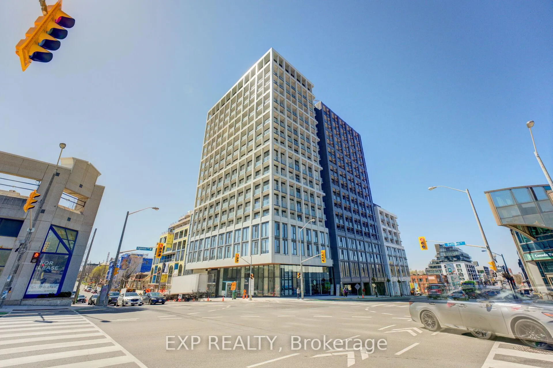 Photo 1 of Unit 321, 2020 Bathurst Street, Toronto, Humewood-Cedarvale — HOMEH