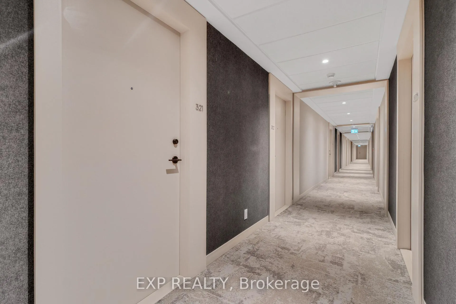 Photo 6 of Unit 321, 2020 Bathurst Street, Toronto, Humewood-Cedarvale — HOMEH