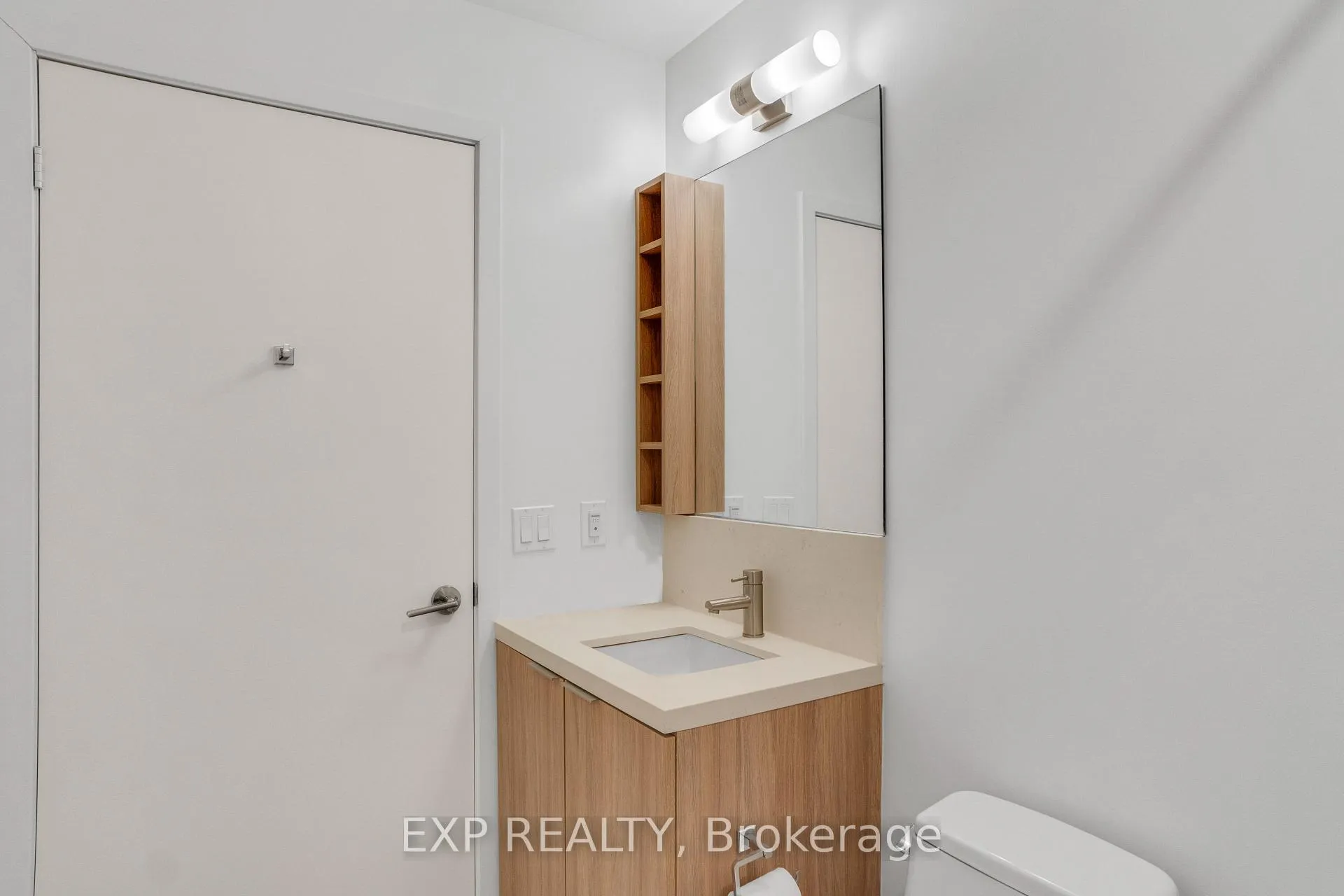 Photo 20 of Unit 321, 2020 Bathurst Street, Toronto, Humewood-Cedarvale — HOMEH