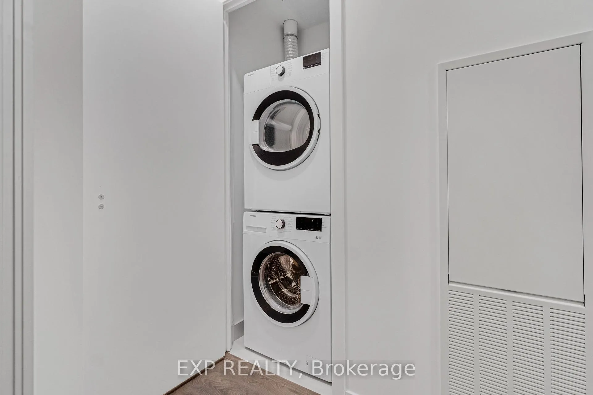 Photo 21 of Unit 321, 2020 Bathurst Street, Toronto, Humewood-Cedarvale — HOMEH