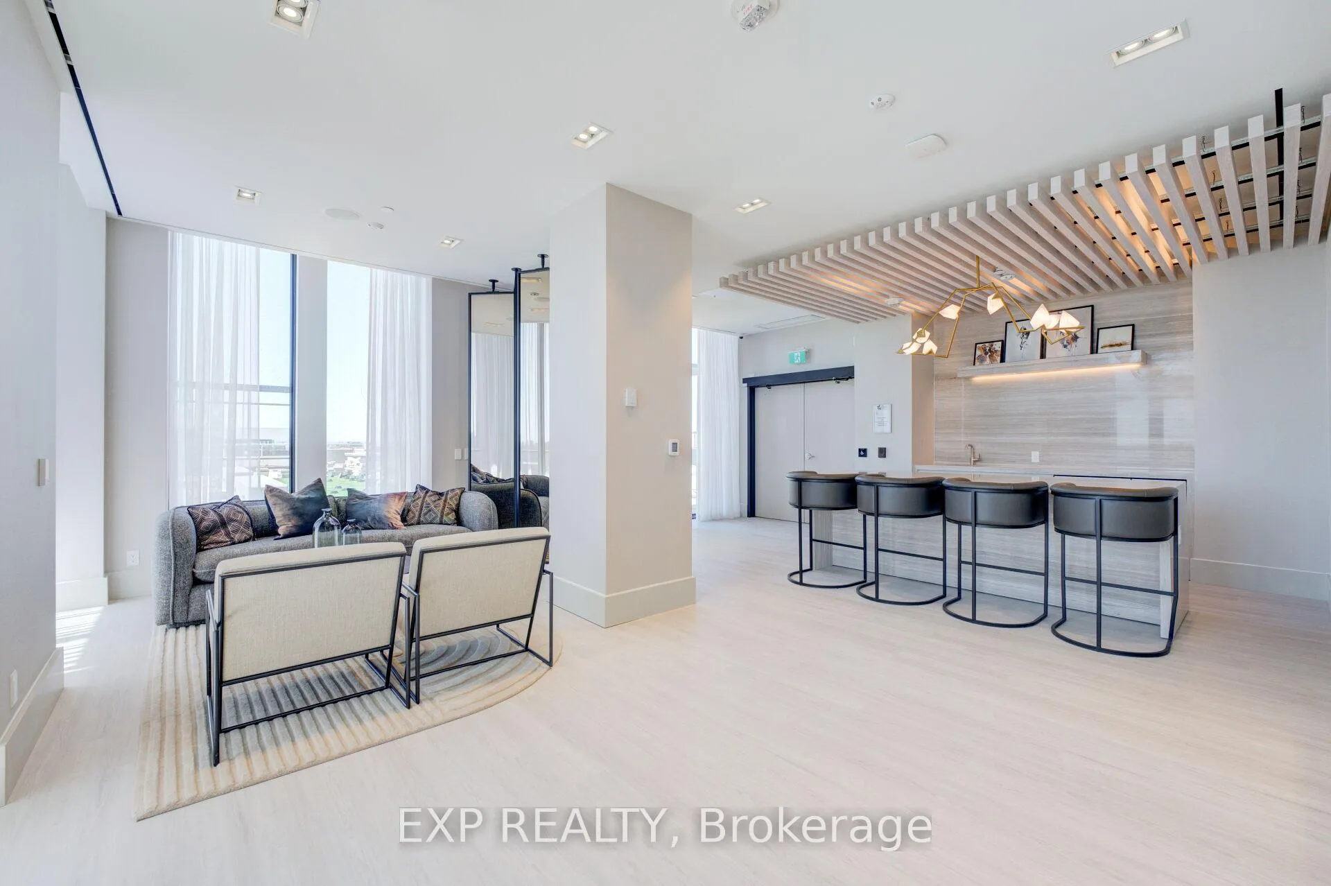 Photo 22 of Unit 321, 2020 Bathurst Street, Toronto, Humewood-Cedarvale — HOMEH