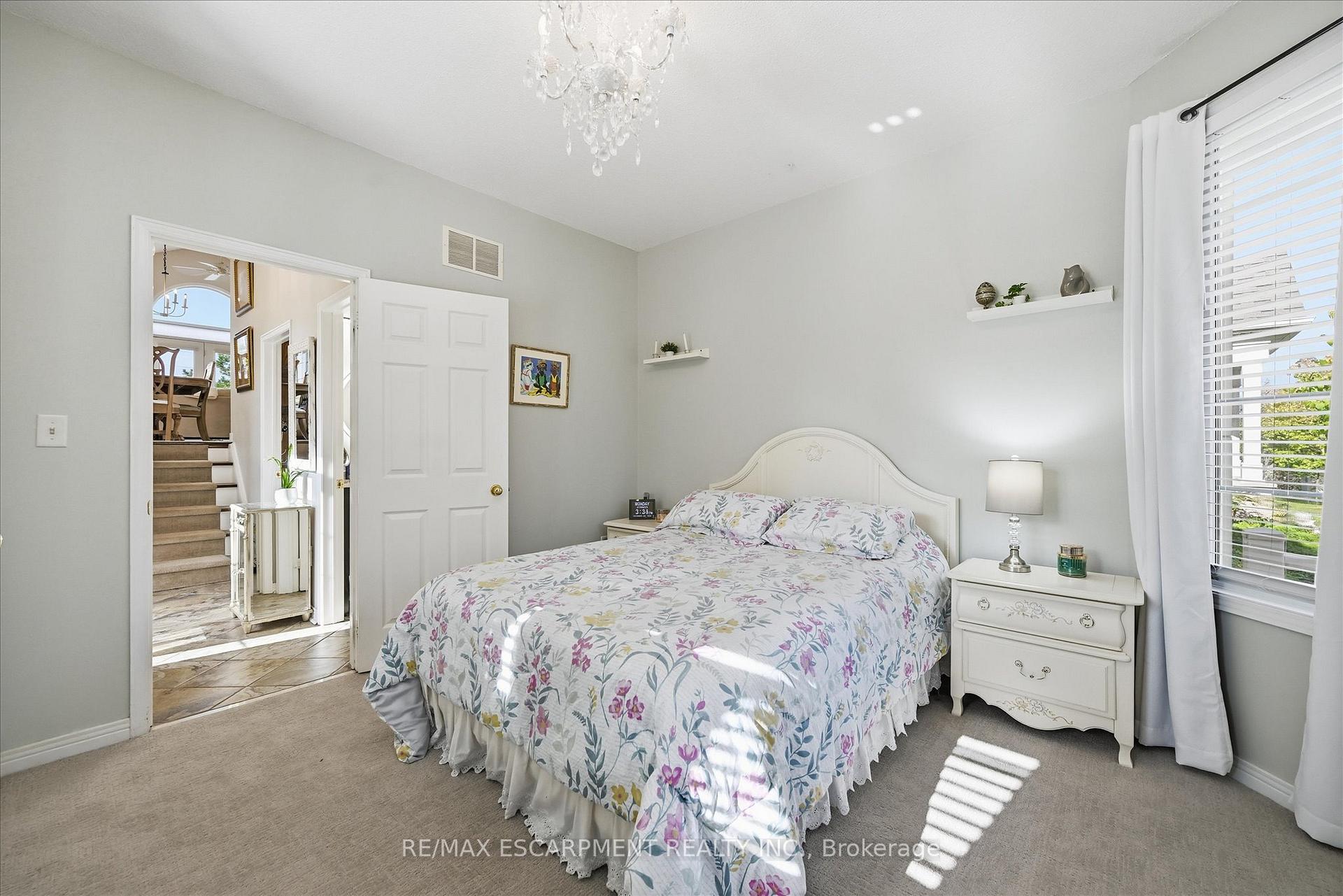 Photo 25 of Unit 19, 4241 Sarazen Drive, Burlington, Rose — HOMEH