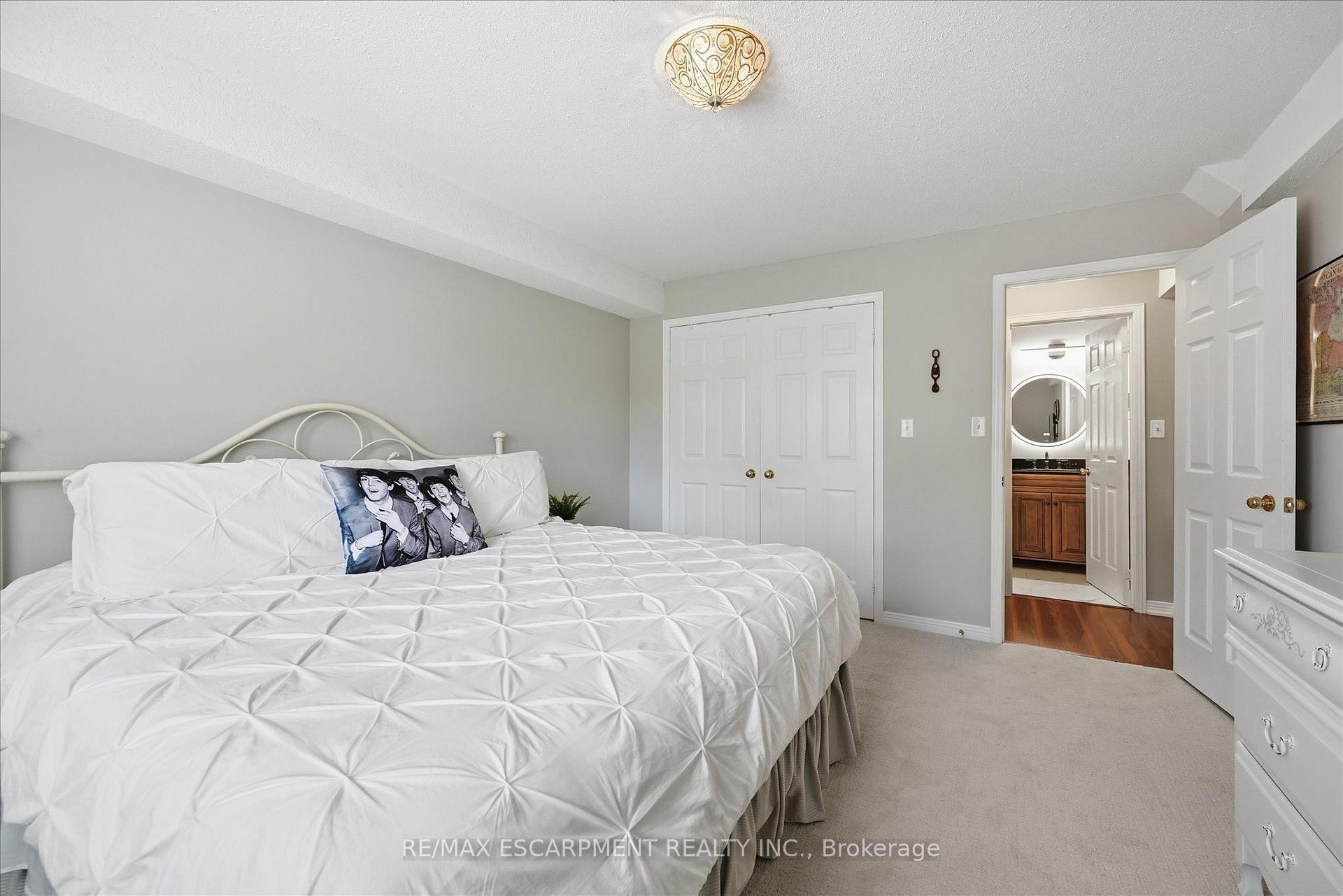 Photo 30 of Unit 19, 4241 Sarazen Drive, Burlington, Rose — HOMEH