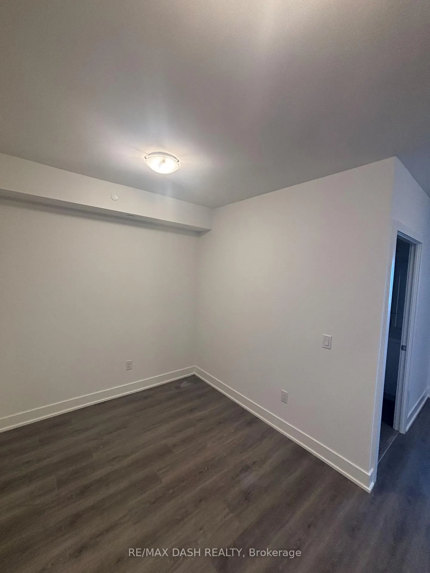 Photo 4 of Unit 1041, 2425 Simcoe Street N, Oshawa, Windfields — HOMEH