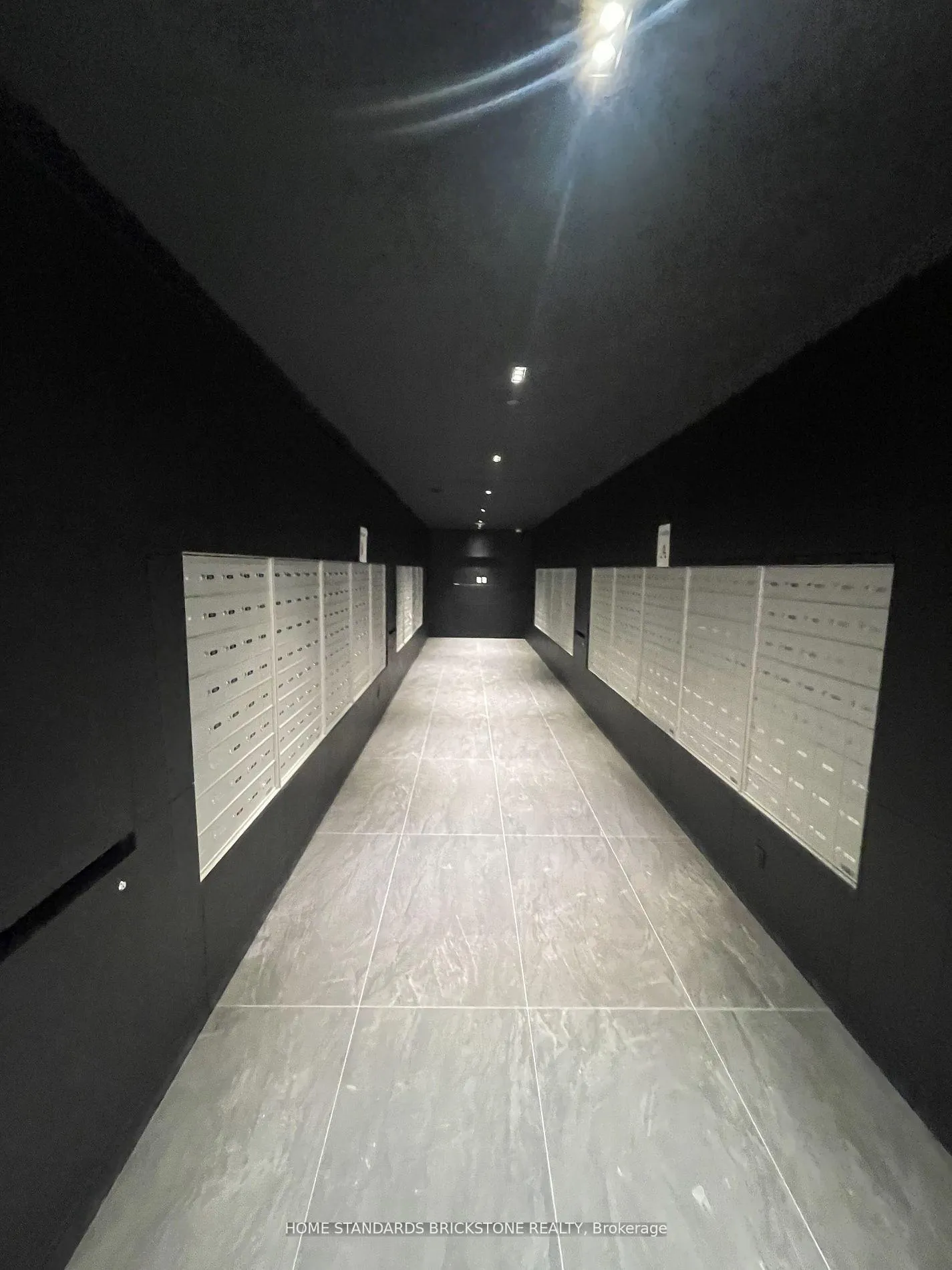 Photo 3 of Unit 2007, 50 Upper Mall Way N, Vaughan, Brownridge — HOMEH