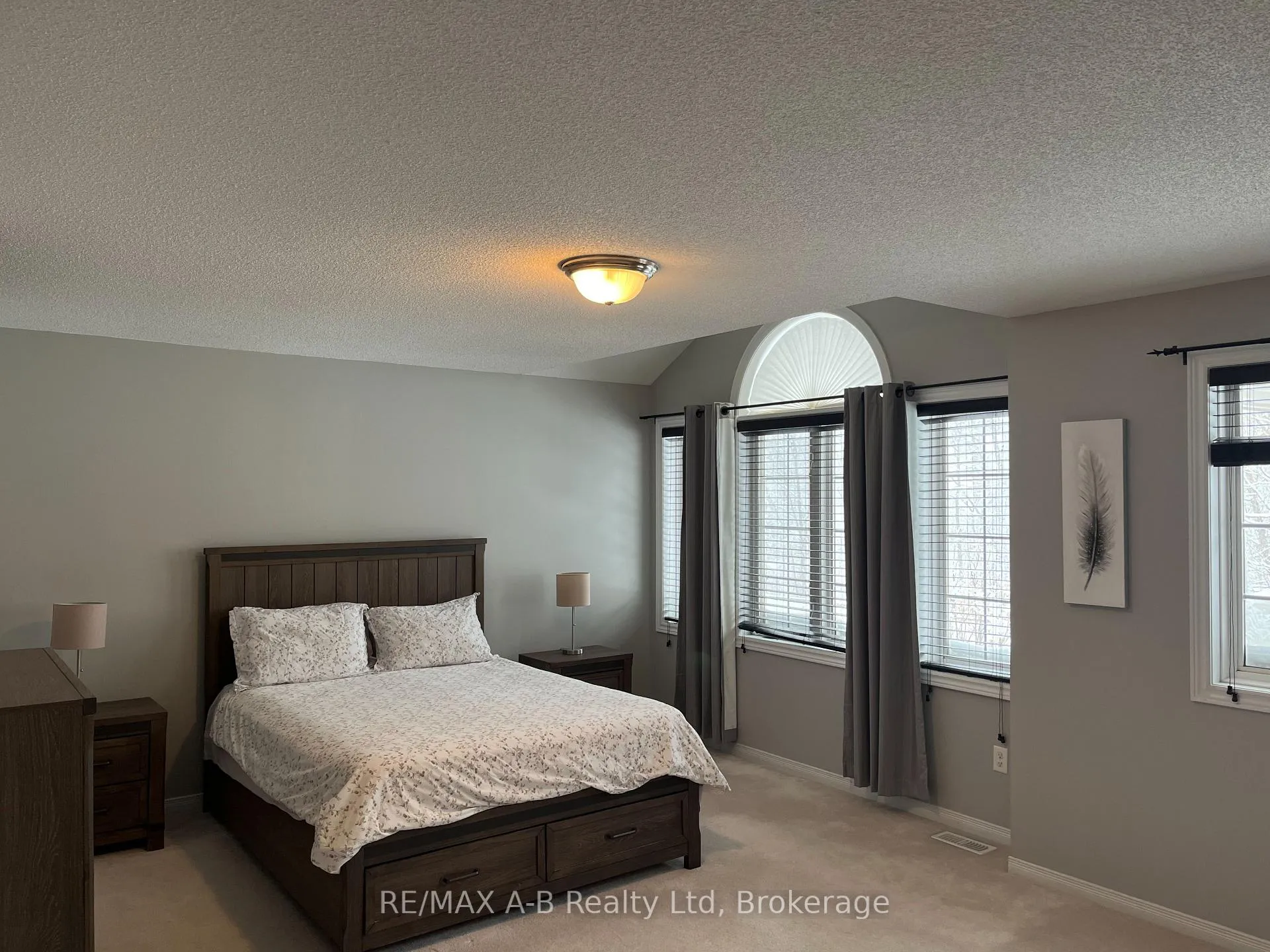 Photo 12 of Unit 19, 19 Valleyside Lane, Hamilton, Dundas — HOMEH