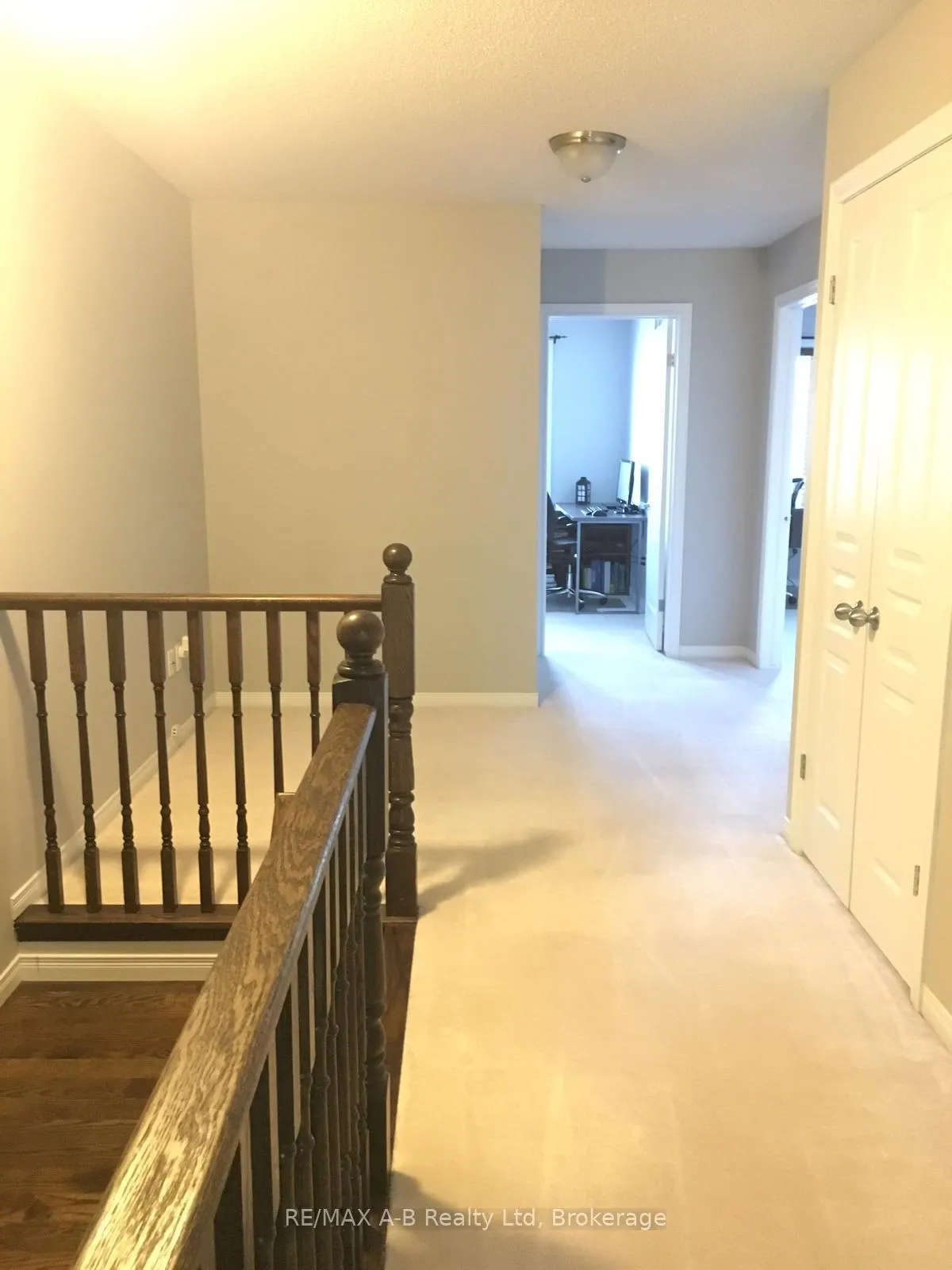 Photo 18 of Unit 19, 19 Valleyside Lane, Hamilton, Dundas — HOMEH