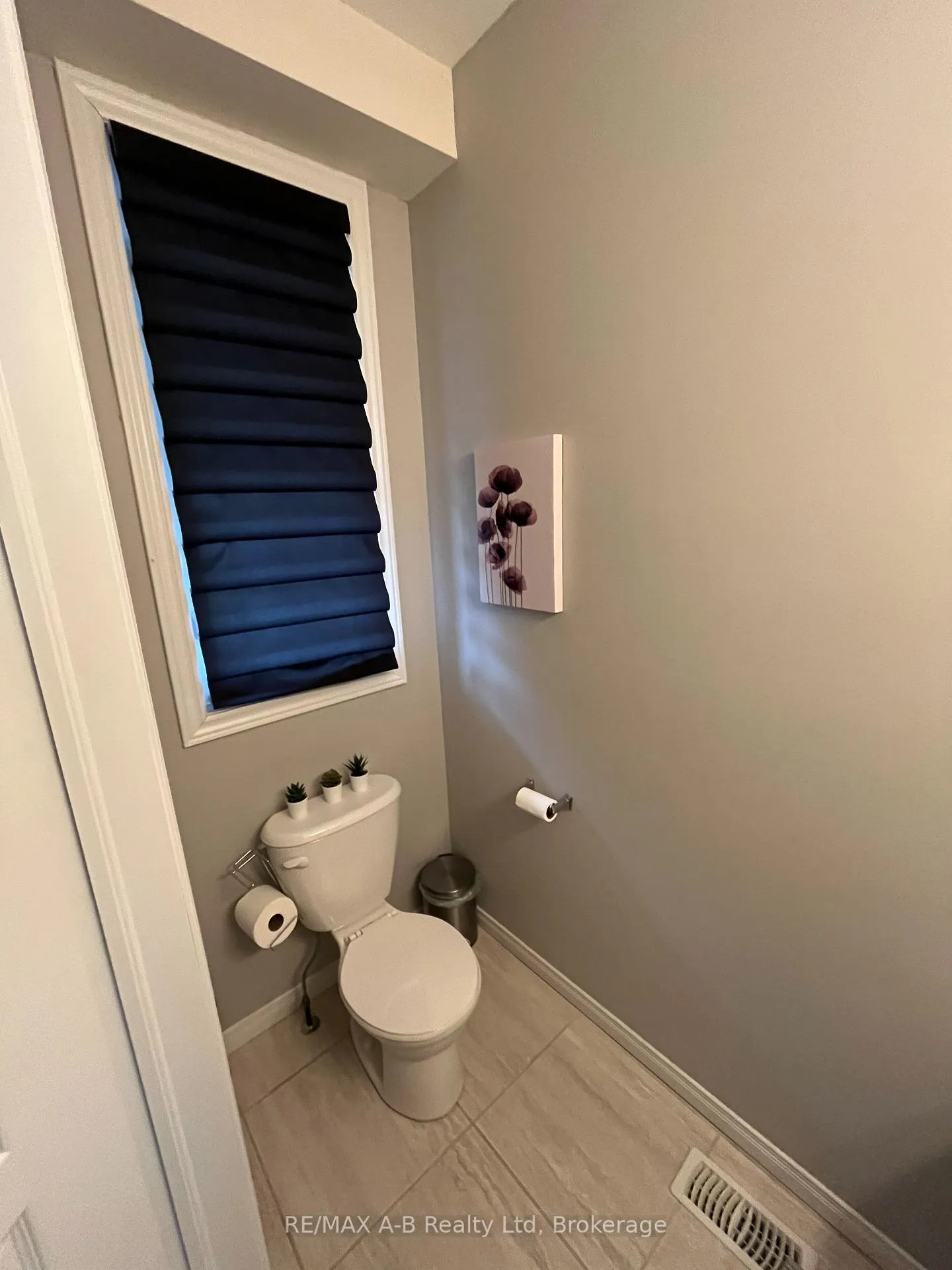 Photo 22 of Unit 19, 19 Valleyside Lane, Hamilton, Dundas — HOMEH