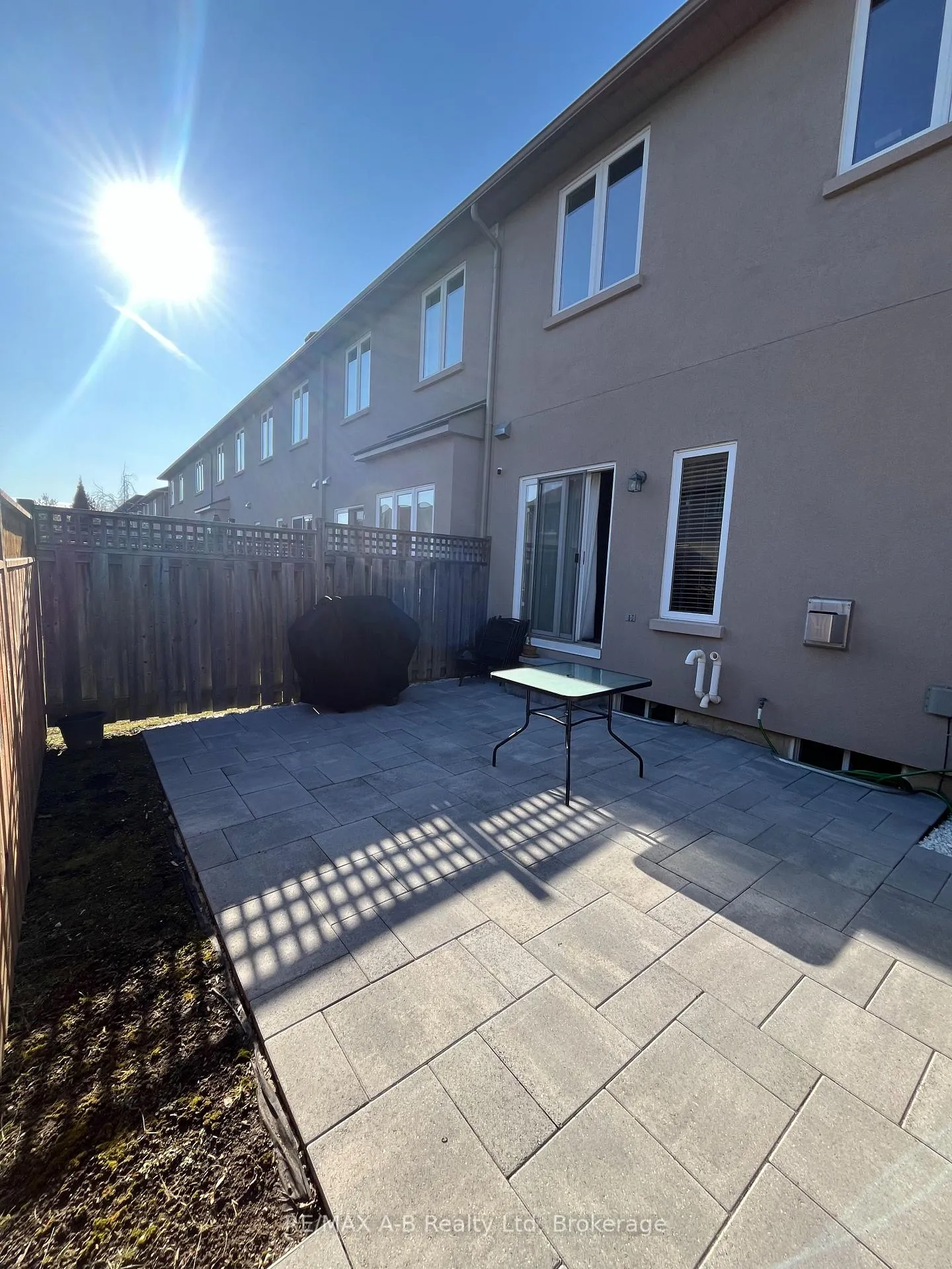 Photo 27 of Unit 19, 19 Valleyside Lane, Hamilton, Dundas — HOMEH