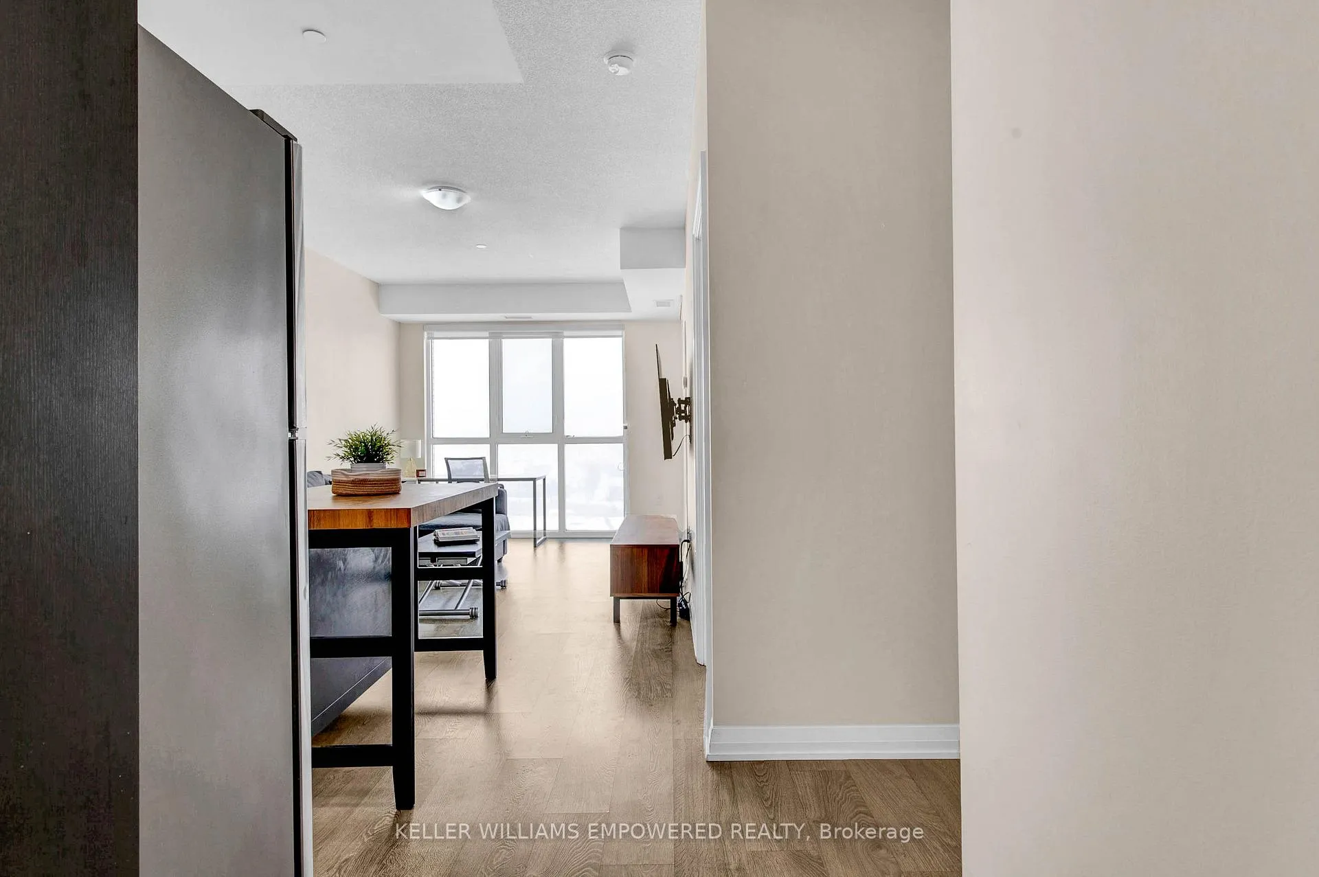 Photo 4 of Unit 909, 9560 Markham Road, Markham, Wismer — HOMEH
