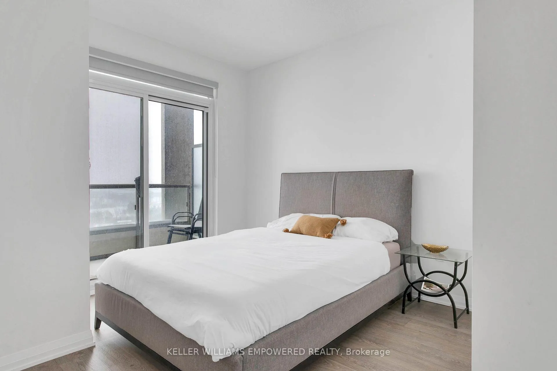 Photo 5 of Unit 909, 9560 Markham Road, Markham, Wismer — HOMEH