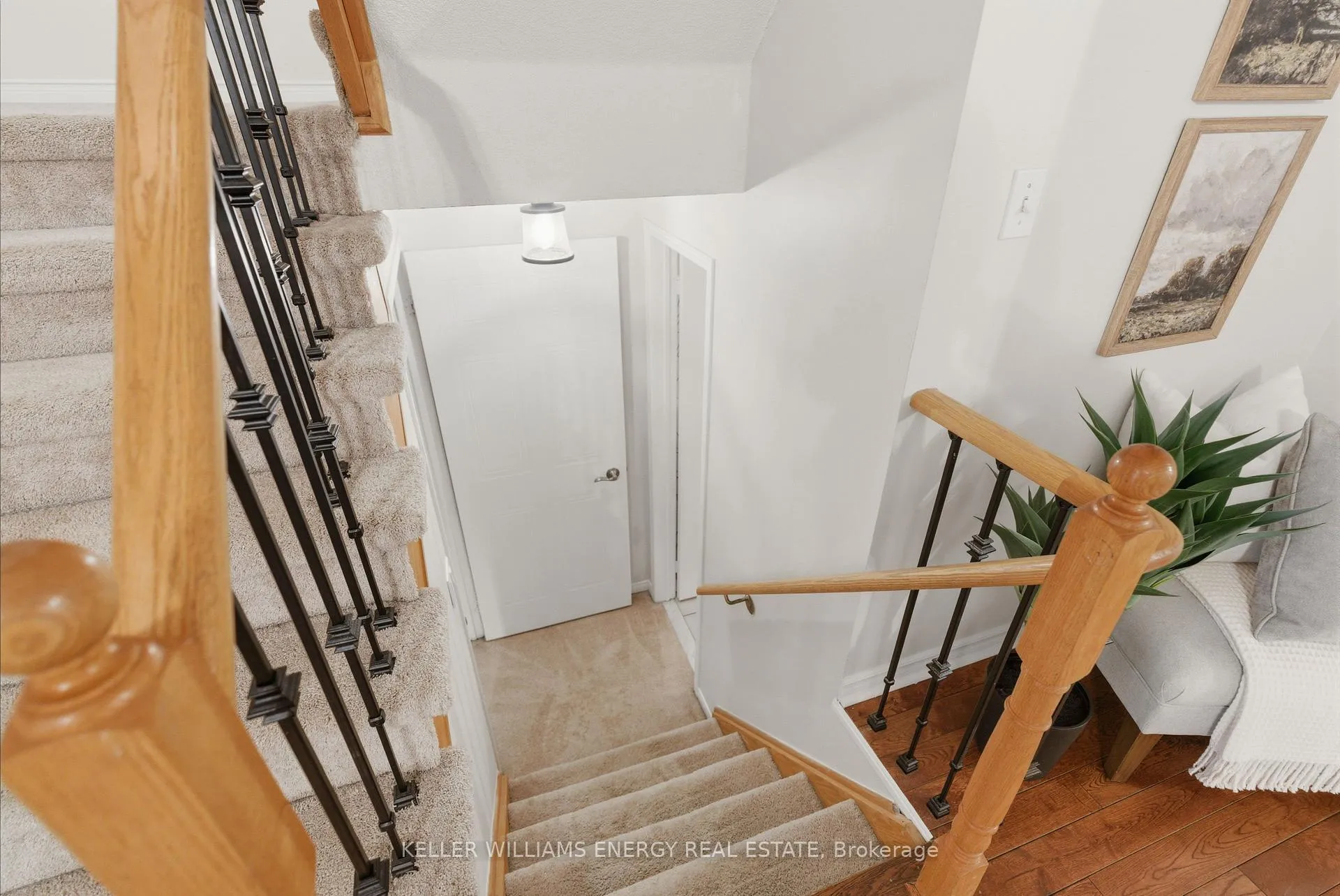 Photo 21 of 1698 Woodgate Trail, Oshawa, Samac — HOMEH